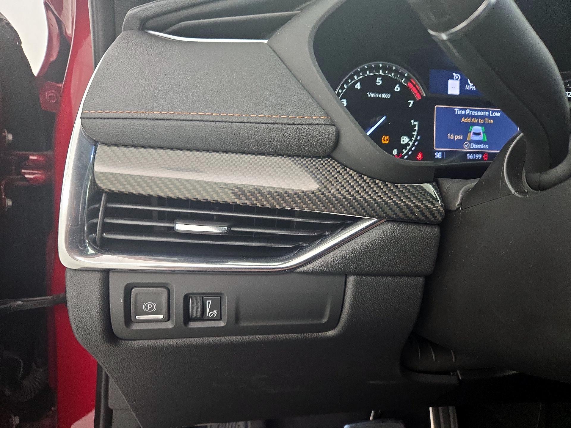 Thumbnail: 2020 Cadillac XT4 - 13