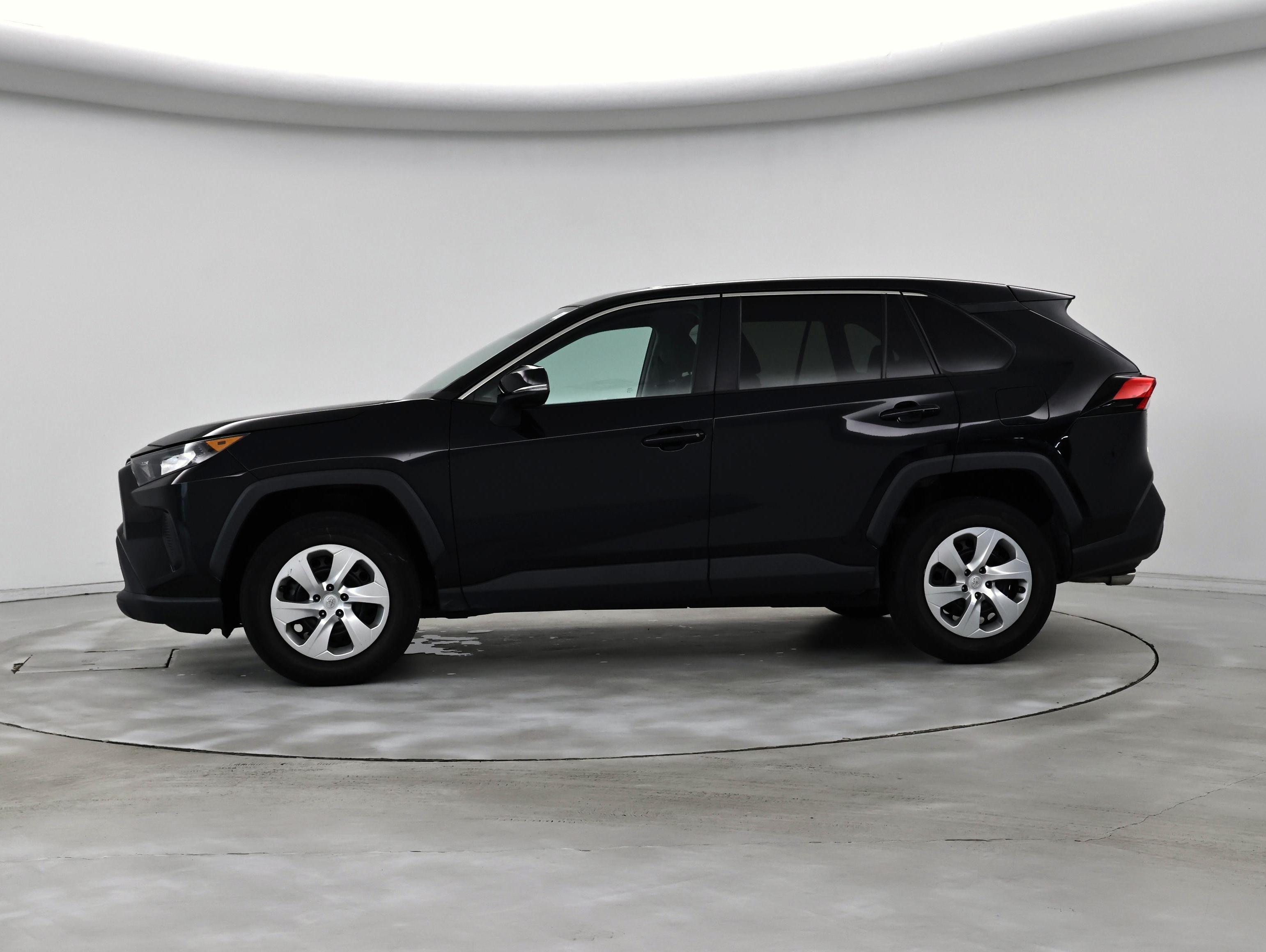 Thumbnail: 2022 Toyota RAV4 - 3