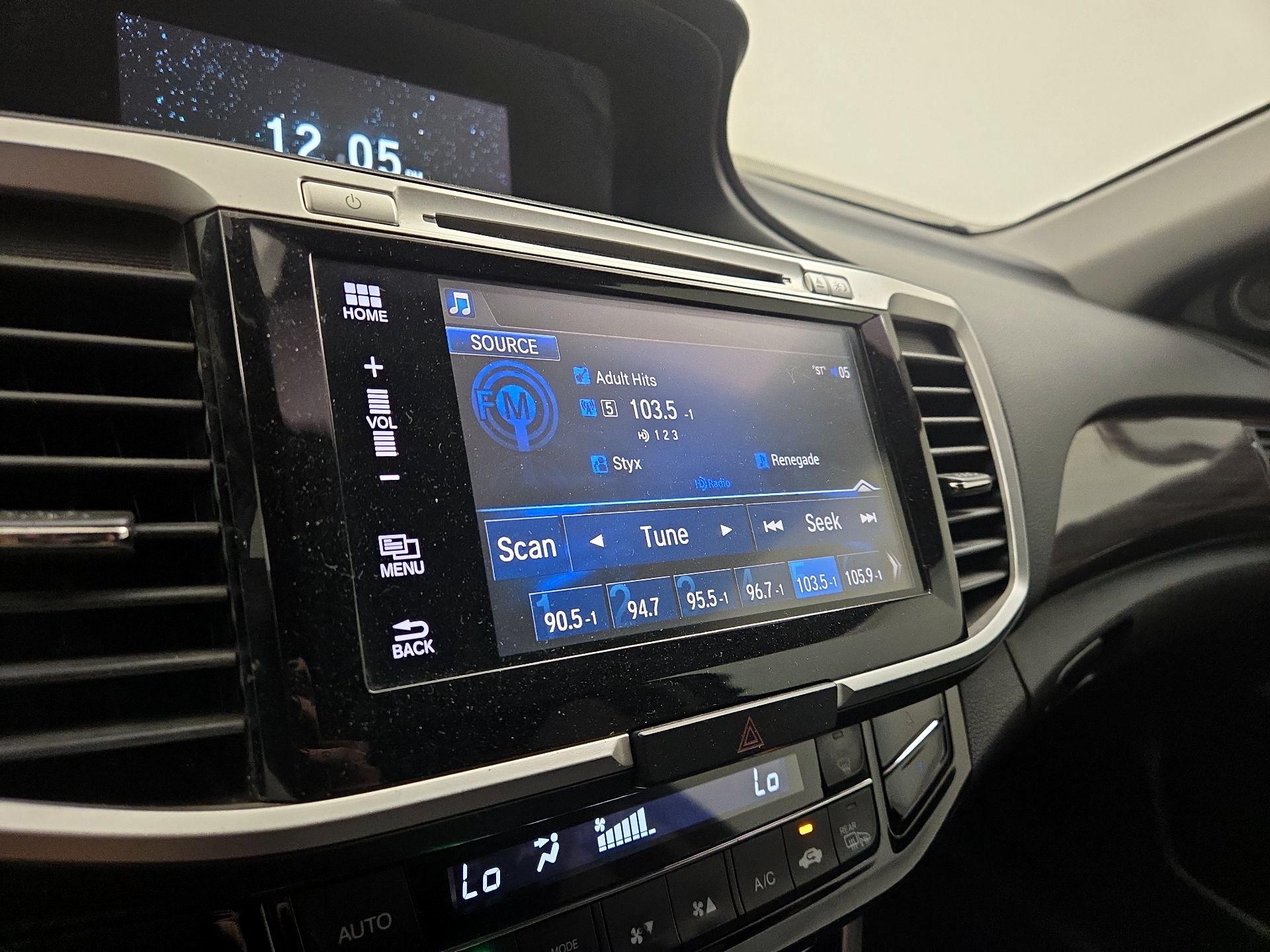 Thumbnail: 2016 Honda Accord - 15