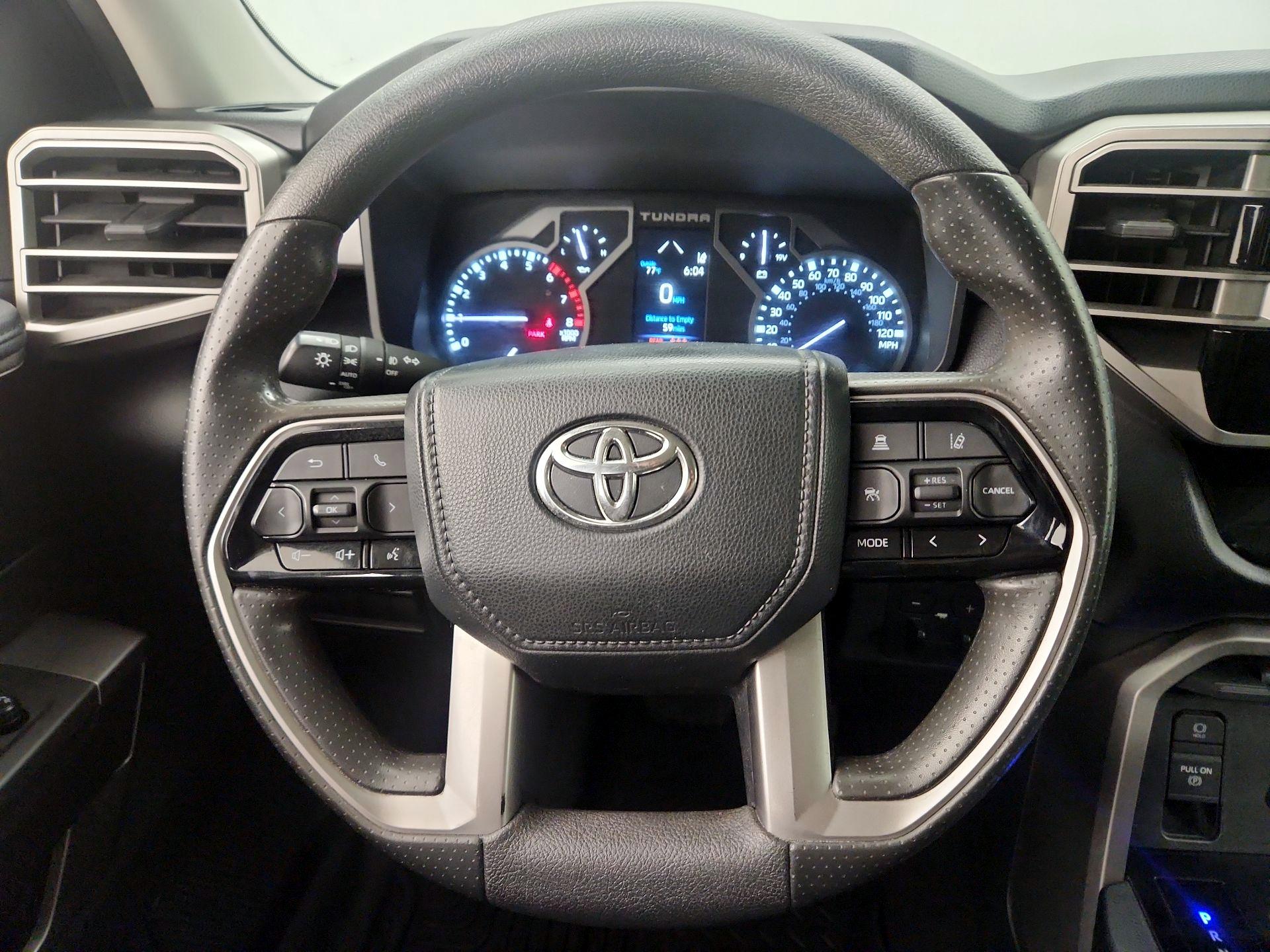 Thumbnail: 2022 Toyota Tundra - 10