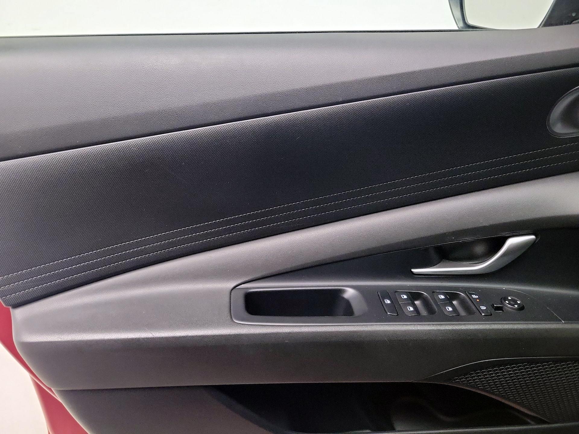 Thumbnail: 2024 Hyundai Elantra - 12