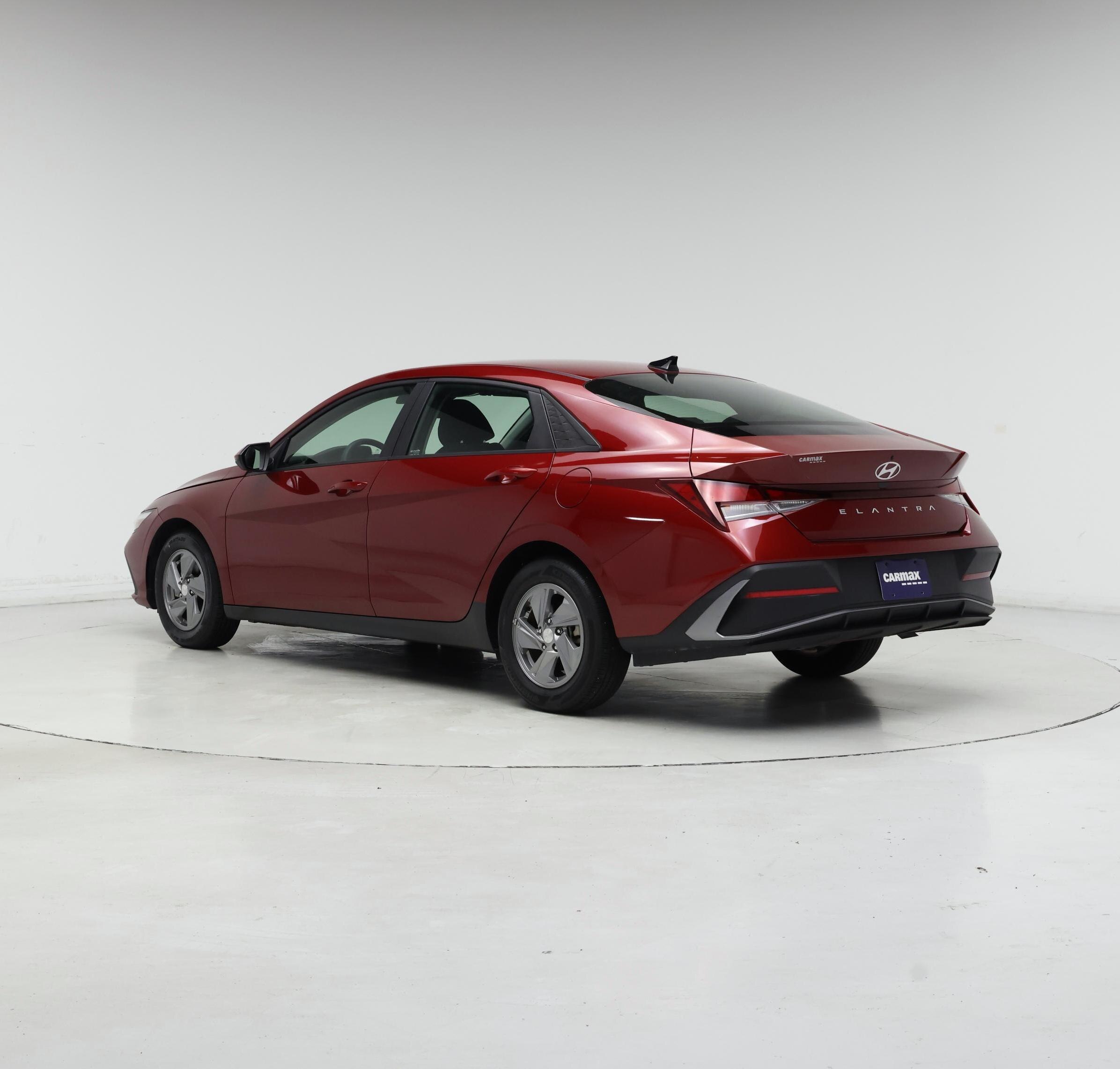 Thumbnail: 2024 Hyundai Elantra - 2