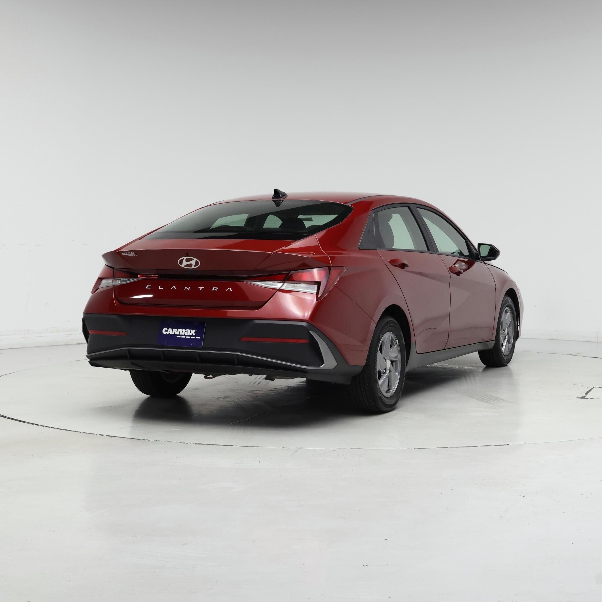 Thumbnail: 2024 Hyundai Elantra - 8