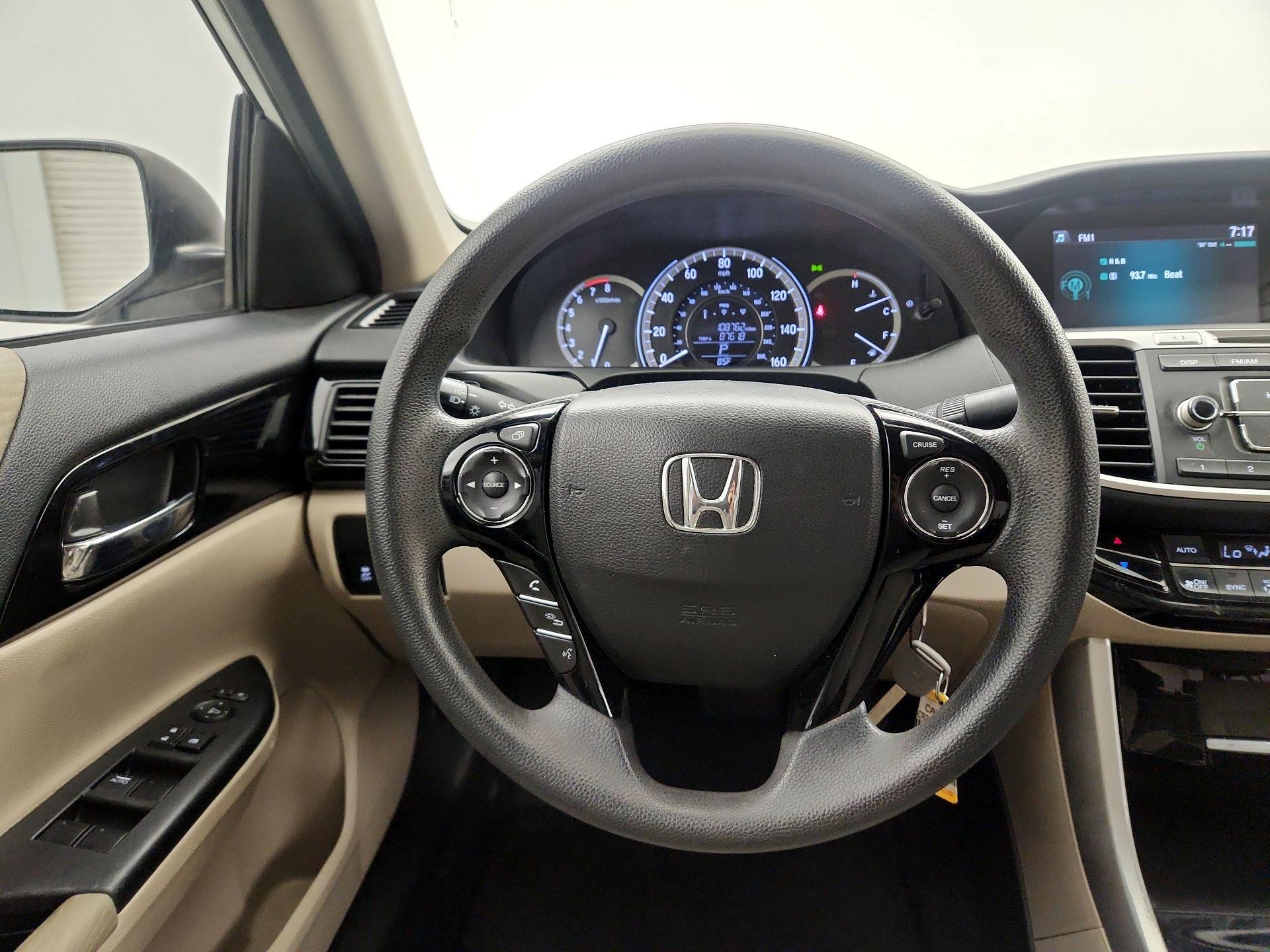Thumbnail: 2016 Honda Accord - 10