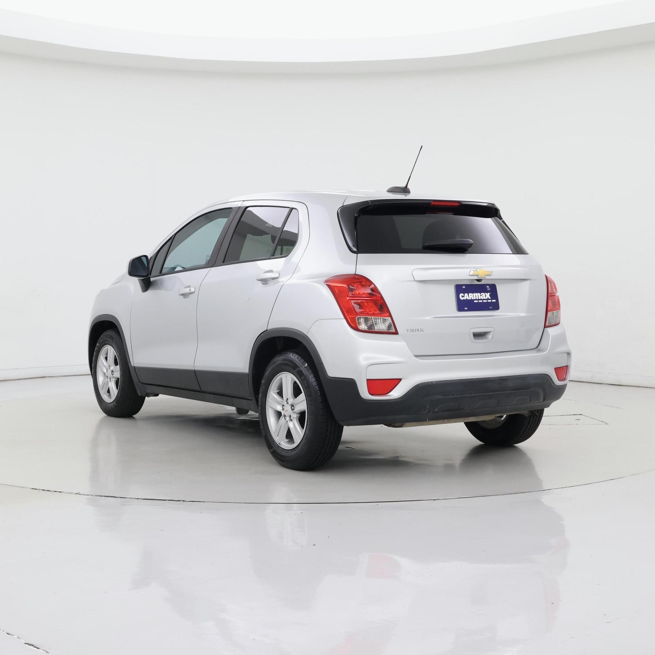Thumbnail: 2021 Chevrolet Trax - 2