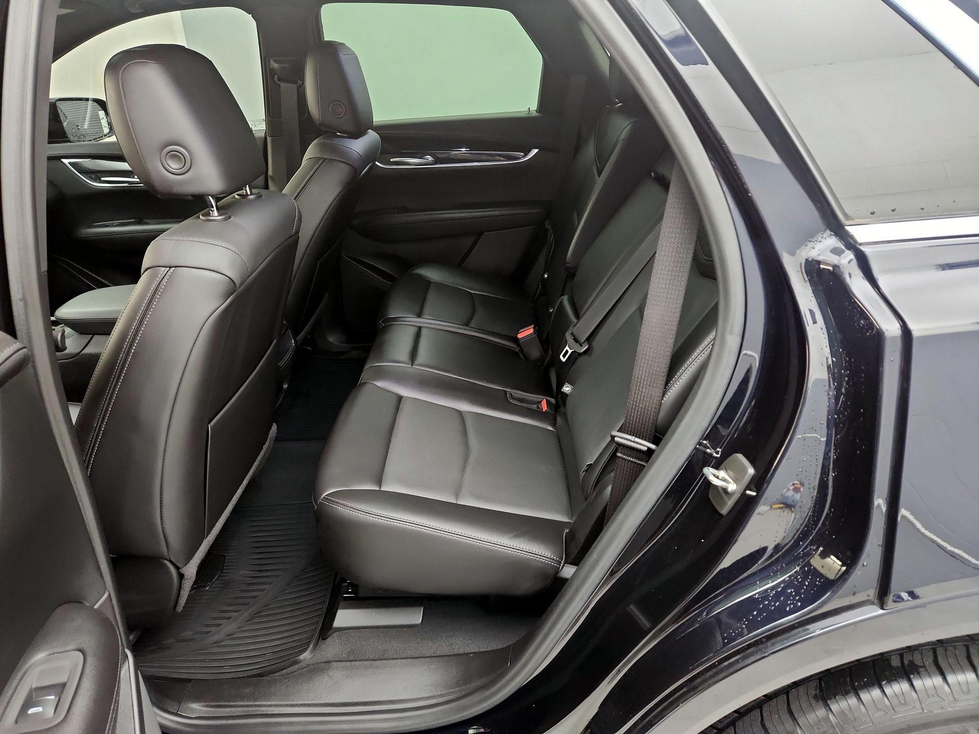Thumbnail: 2022 Cadillac XT5 - 20