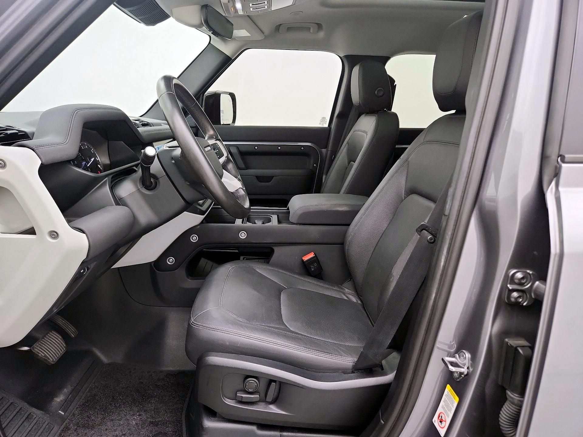 Thumbnail: 2023 Land Rover Defender - 11
