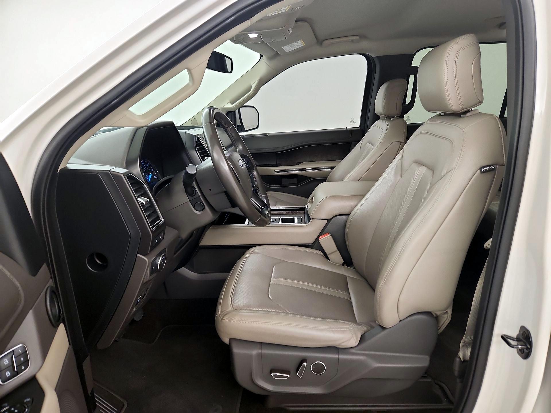 Thumbnail: 2019 Ford Expedition - 11