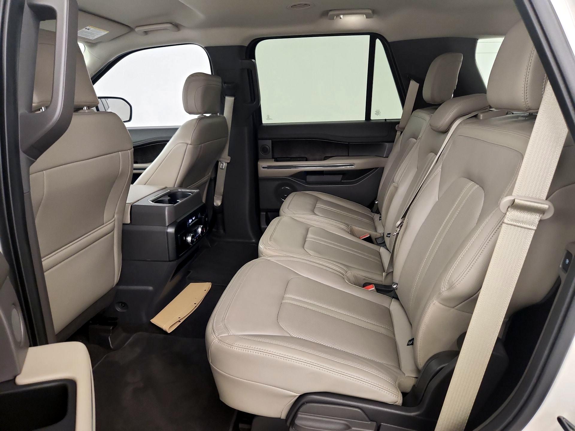 Thumbnail: 2019 Ford Expedition - 19