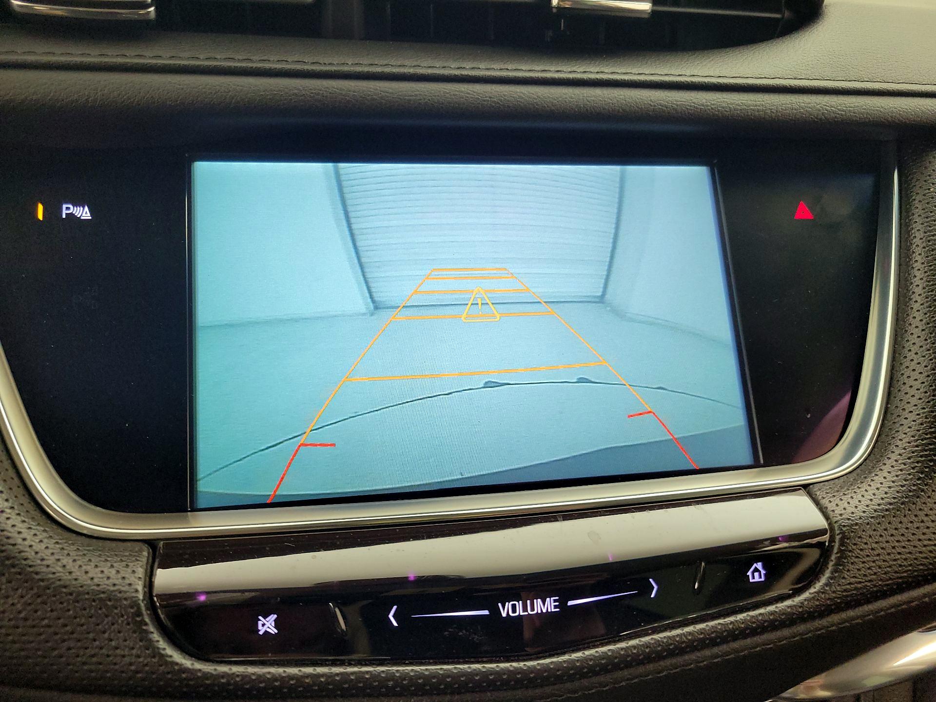 Thumbnail: 2017 Cadillac XT5 - 15