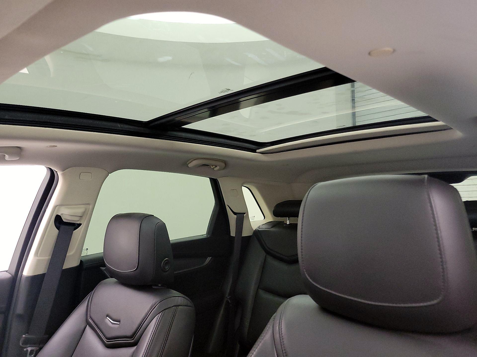 Thumbnail: 2017 Cadillac XT5 - 20
