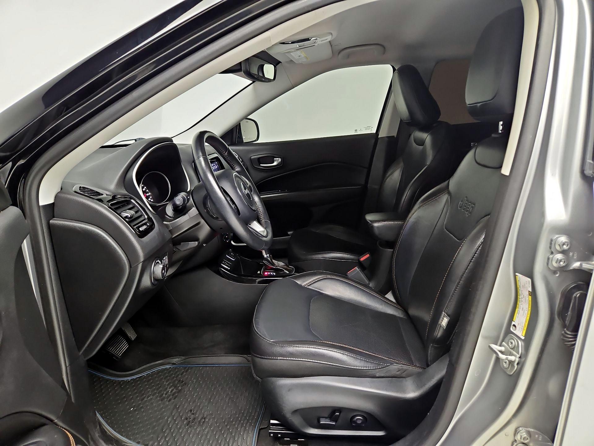 Thumbnail: 2019 Jeep Compass - 11