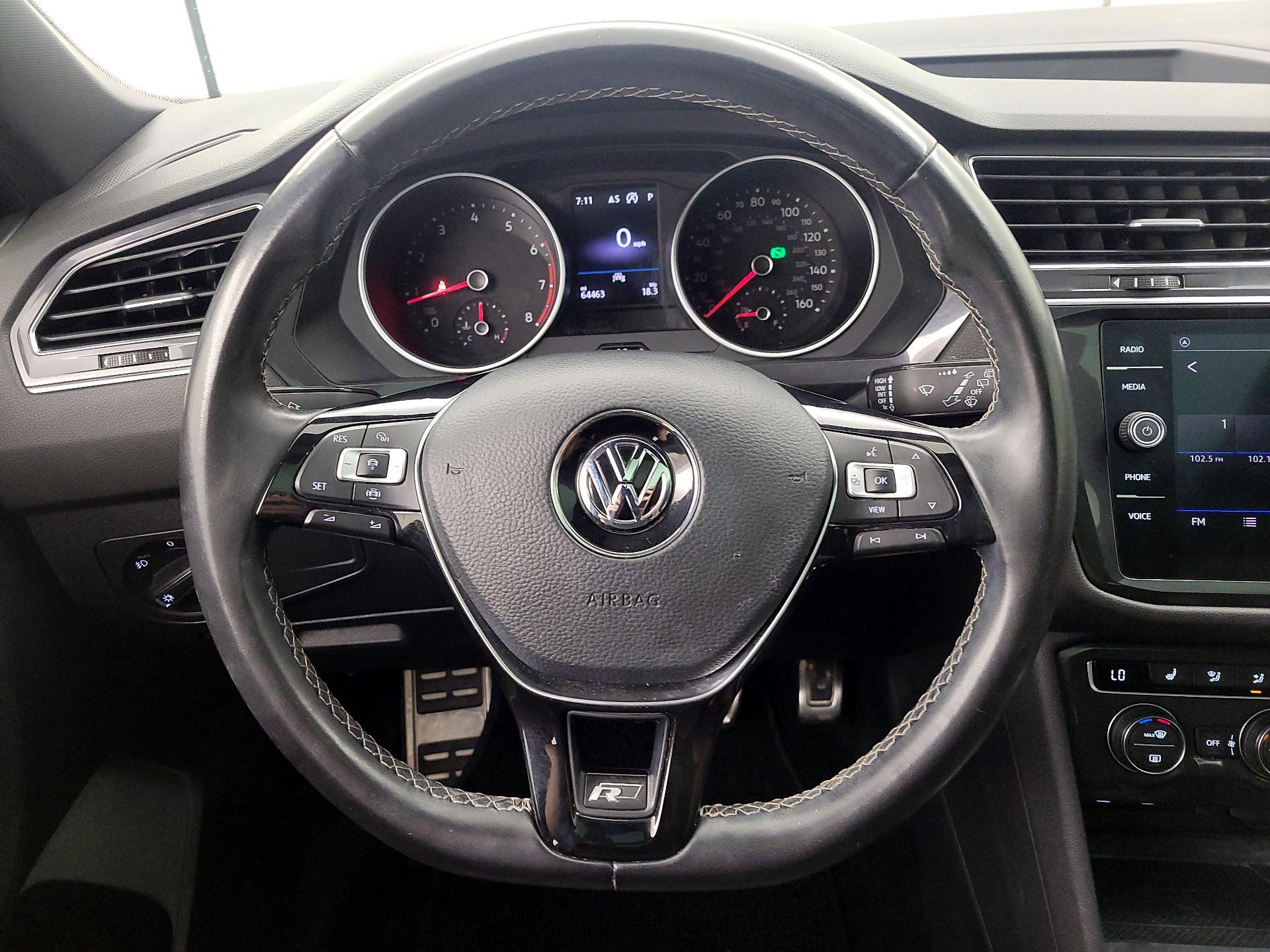 Thumbnail: 2021 Volkswagen Tiguan - 10