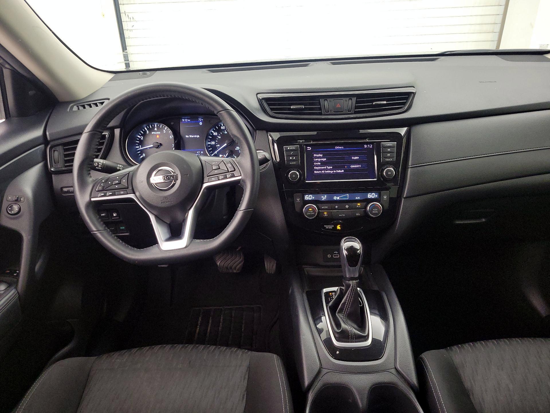 Thumbnail: 2020 Nissan Rogue - 9