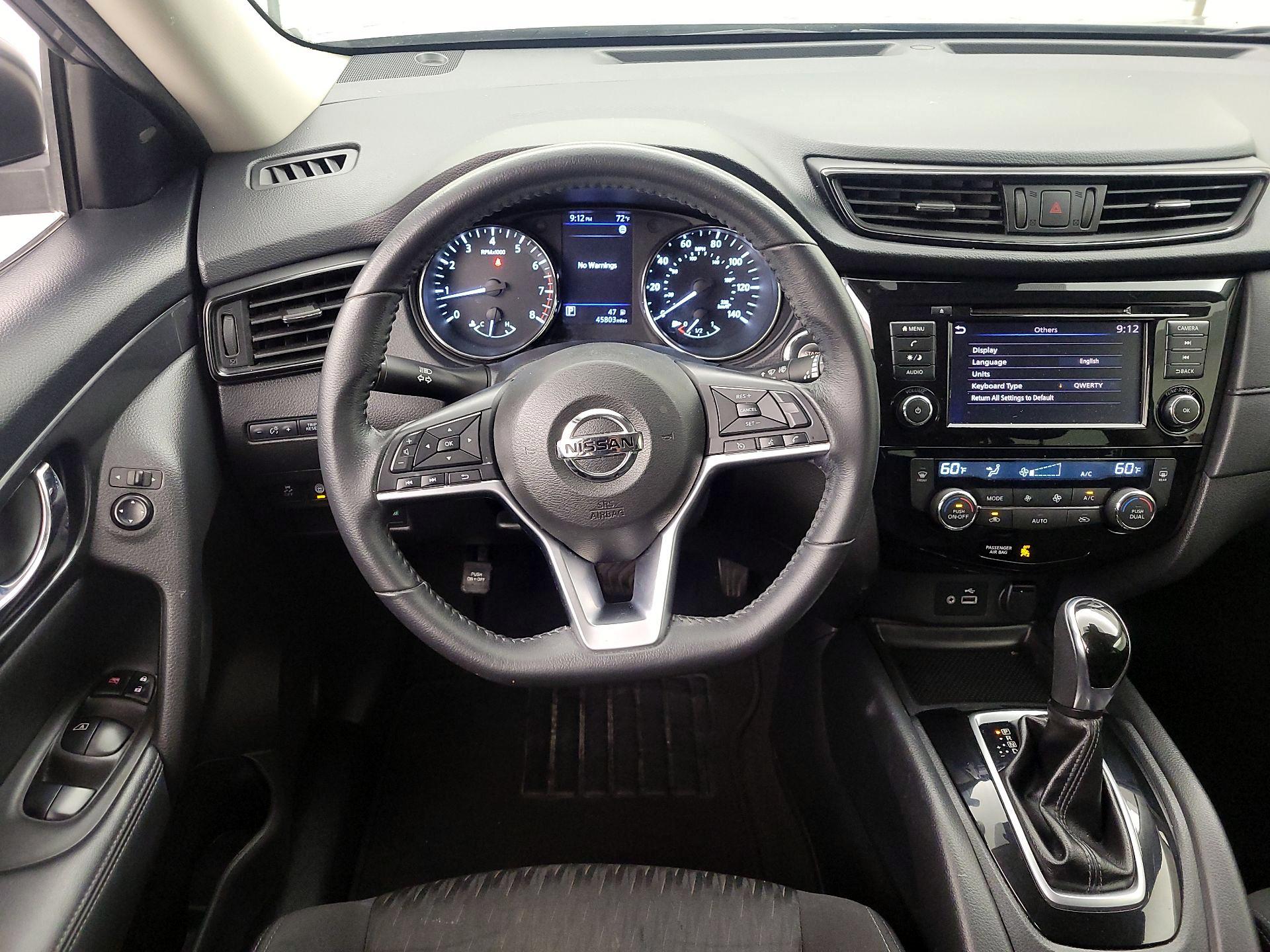 Thumbnail: 2020 Nissan Rogue - 10
