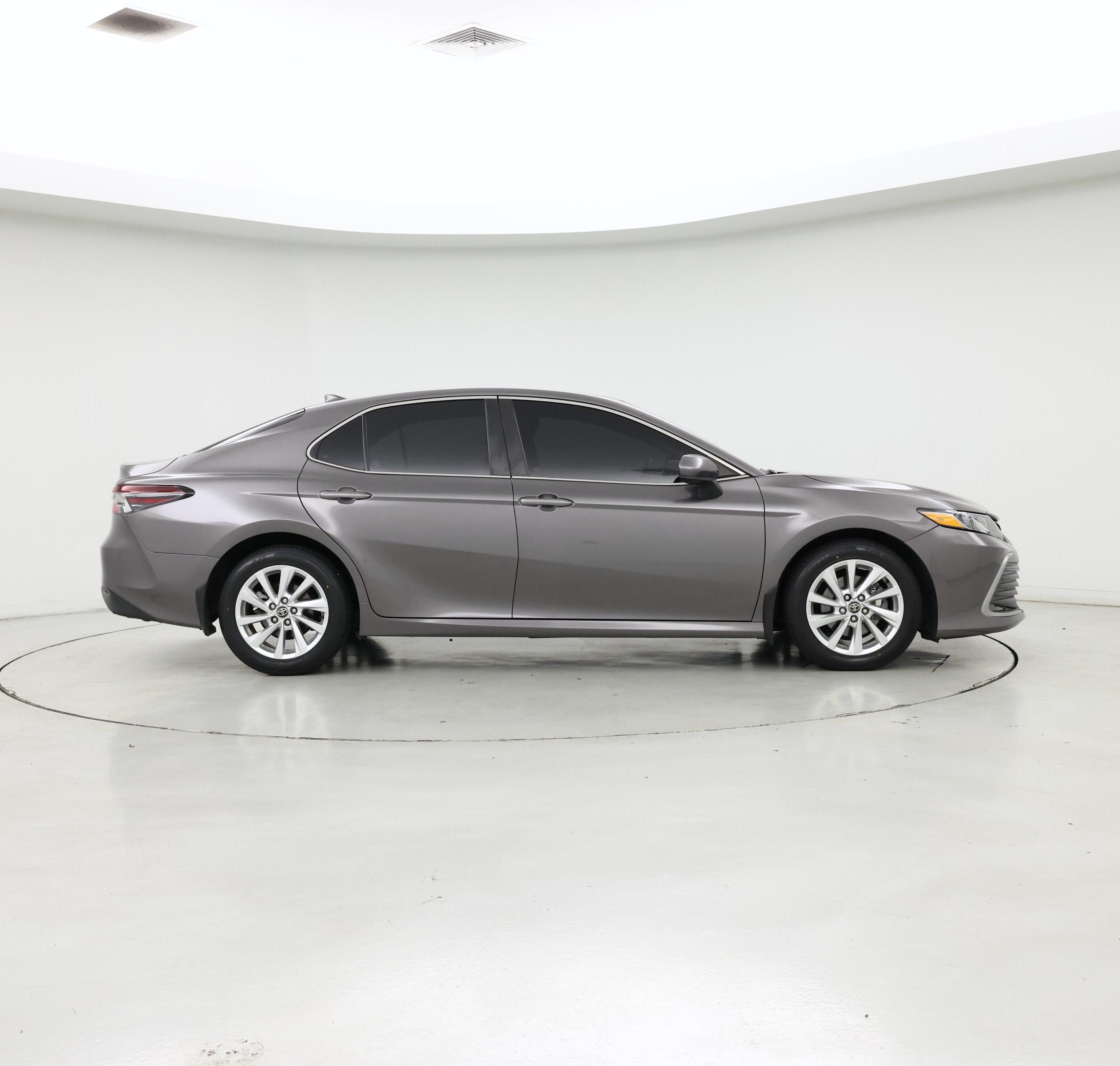 Thumbnail: 2023 Toyota Camry - 7
