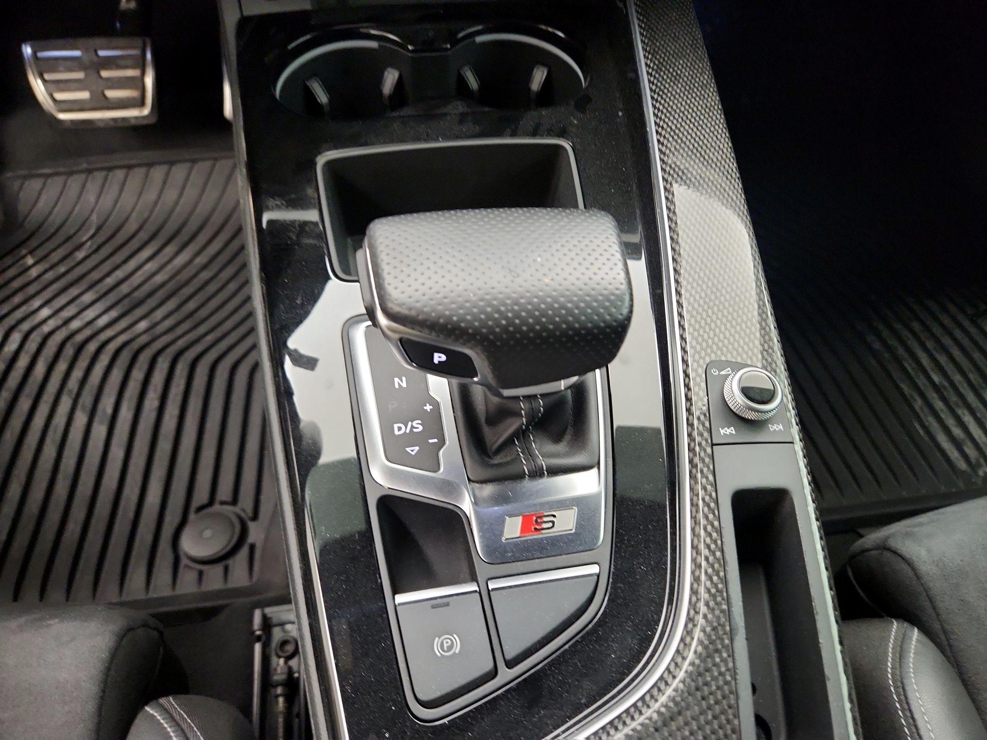 Thumbnail: 2022 Audi S5 - 17
