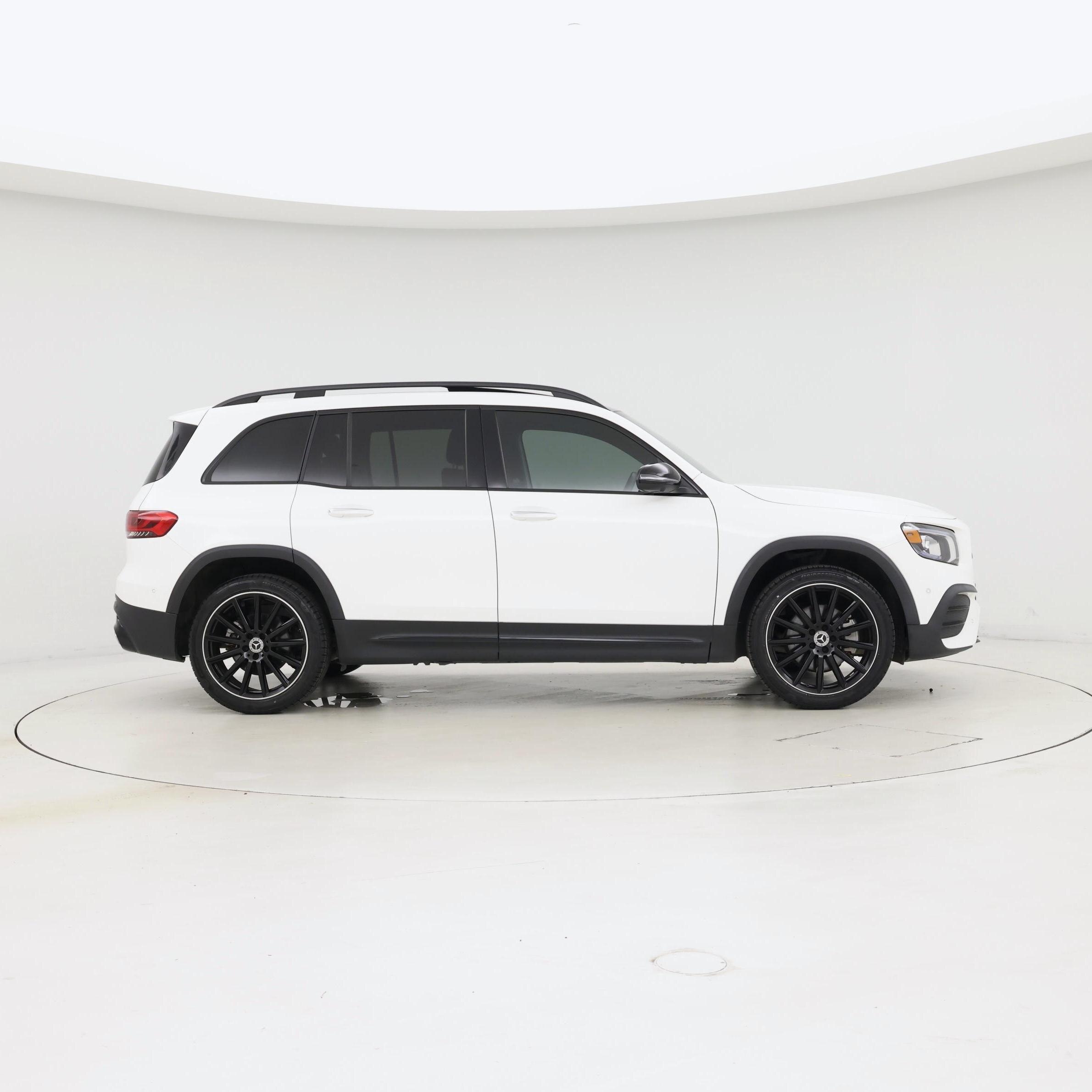 Thumbnail: 2023 Mercedes-Benz GLB - 7
