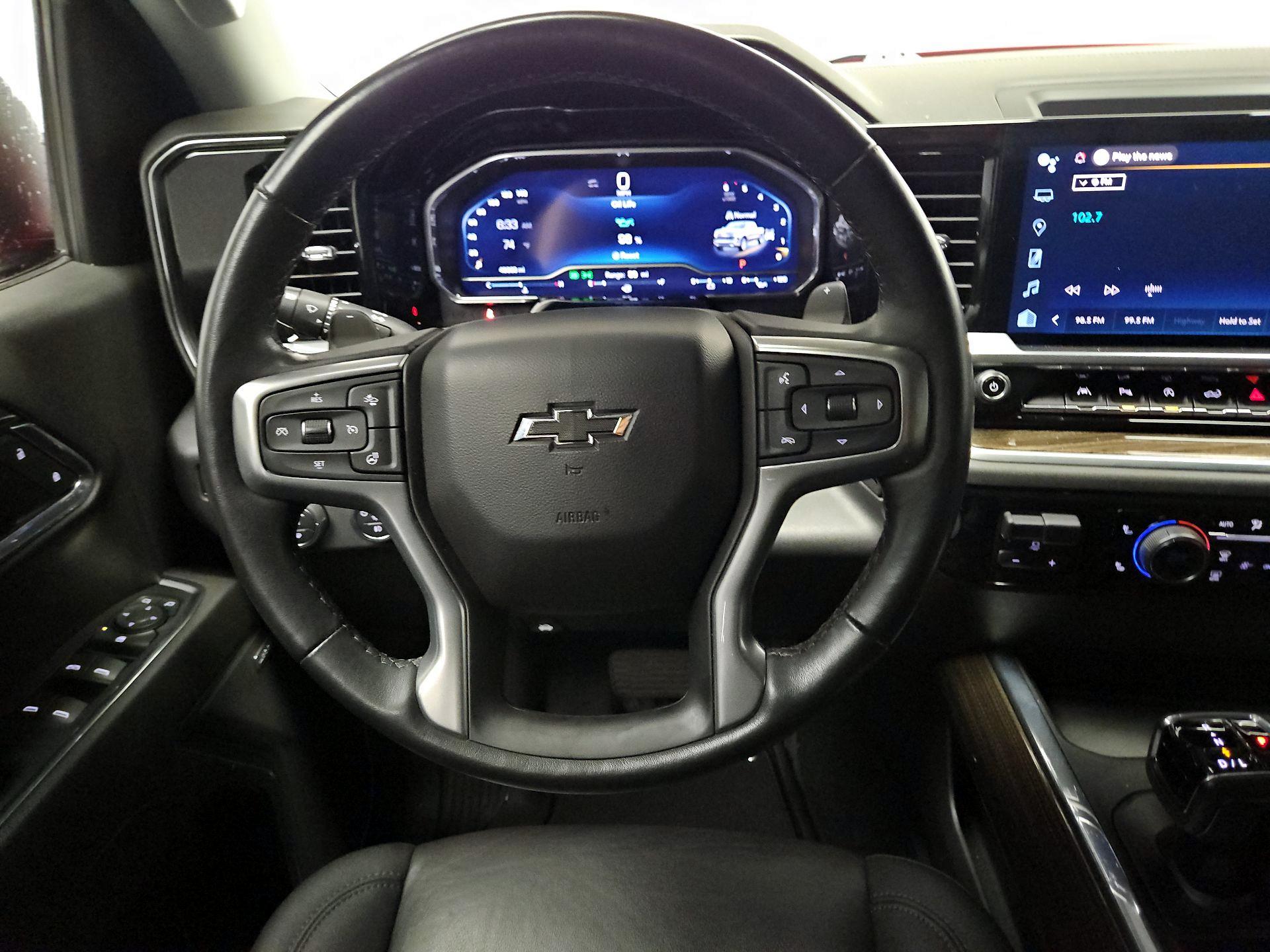 Thumbnail: 2022 Chevrolet Silverado 1500 - 10