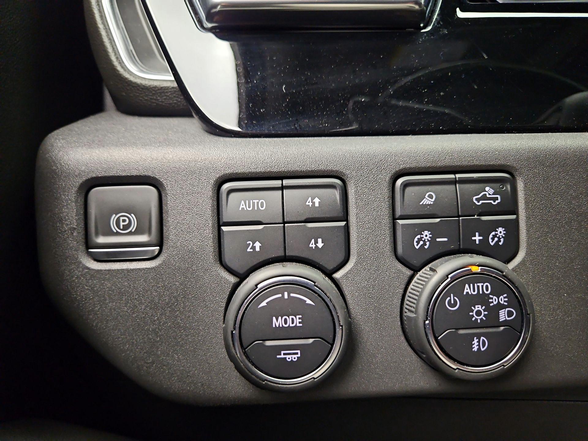 Thumbnail: 2022 Chevrolet Silverado 1500 - 13