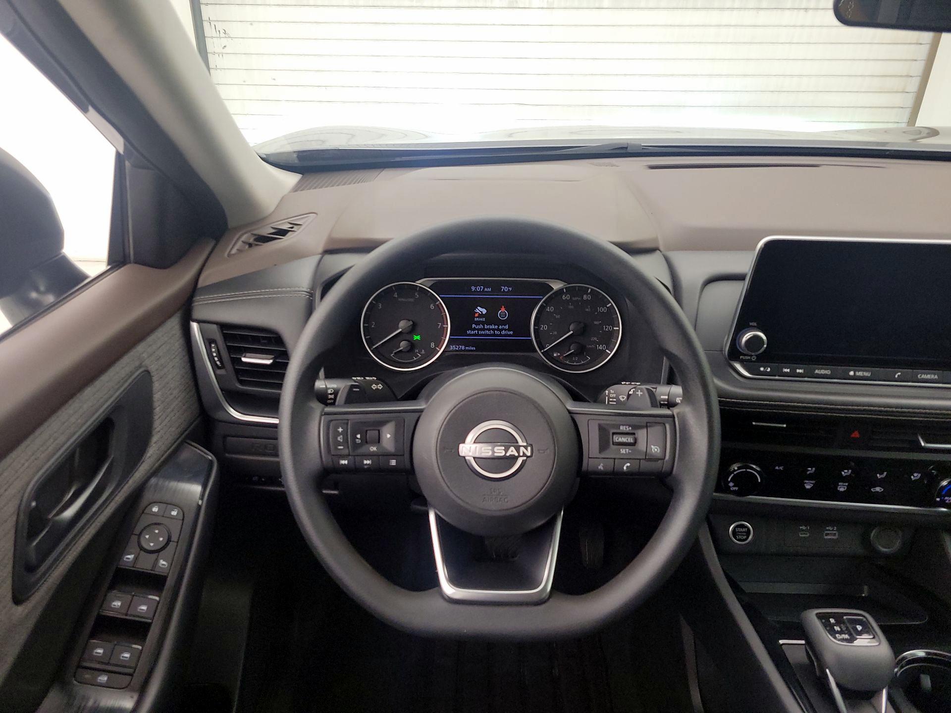 Thumbnail: 2023 Nissan Rogue - 10