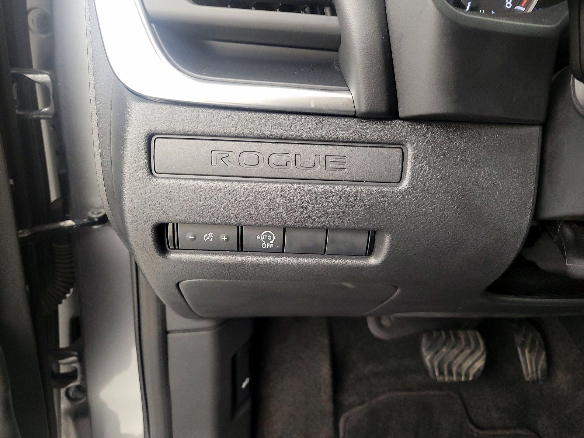 Thumbnail: 2023 Nissan Rogue - 13