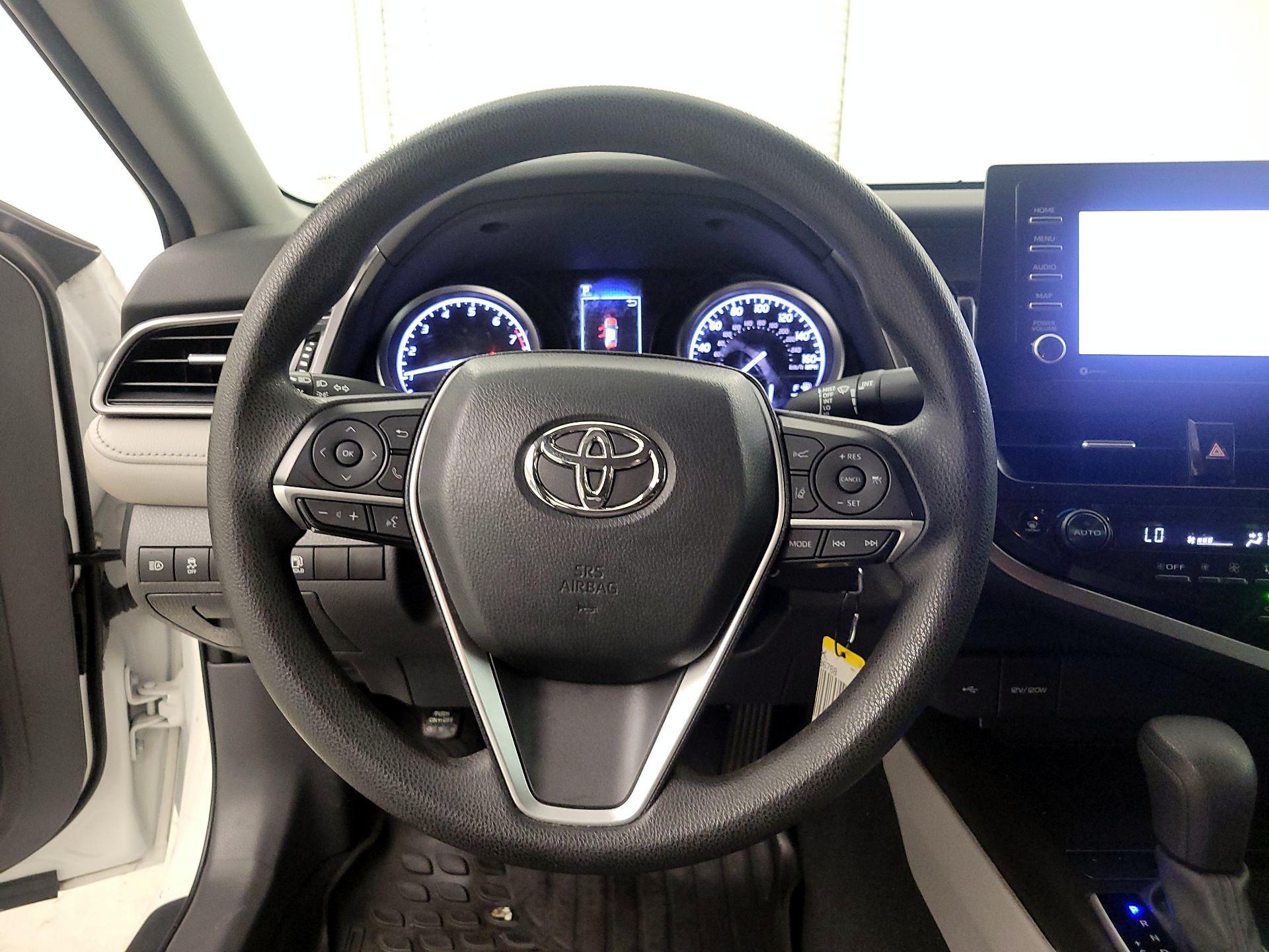 Thumbnail: 2023 Toyota Camry - 10