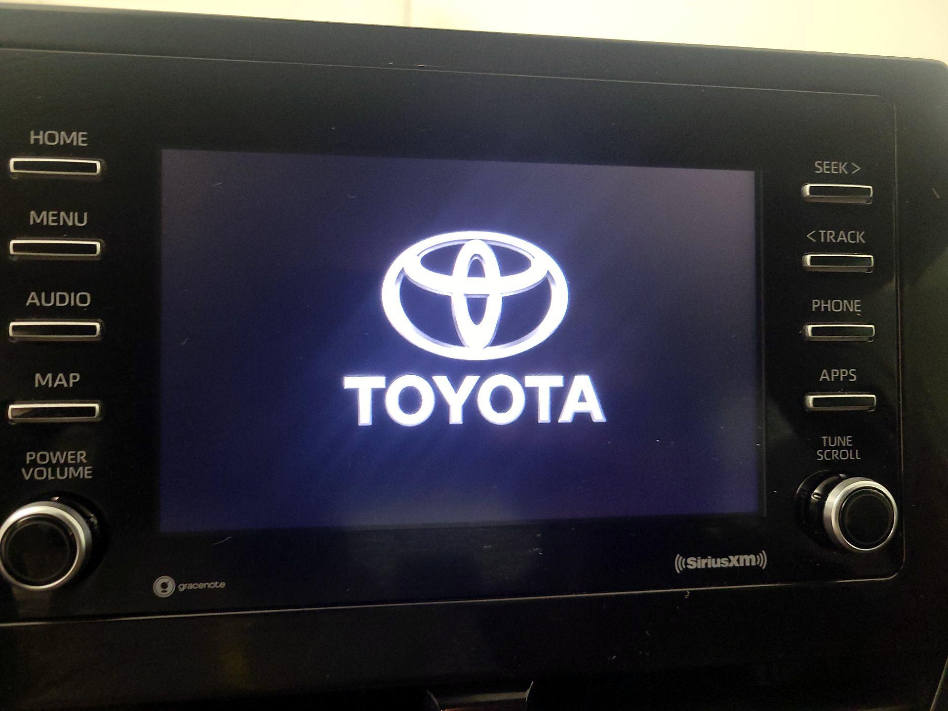 Thumbnail: 2023 Toyota Camry - 15