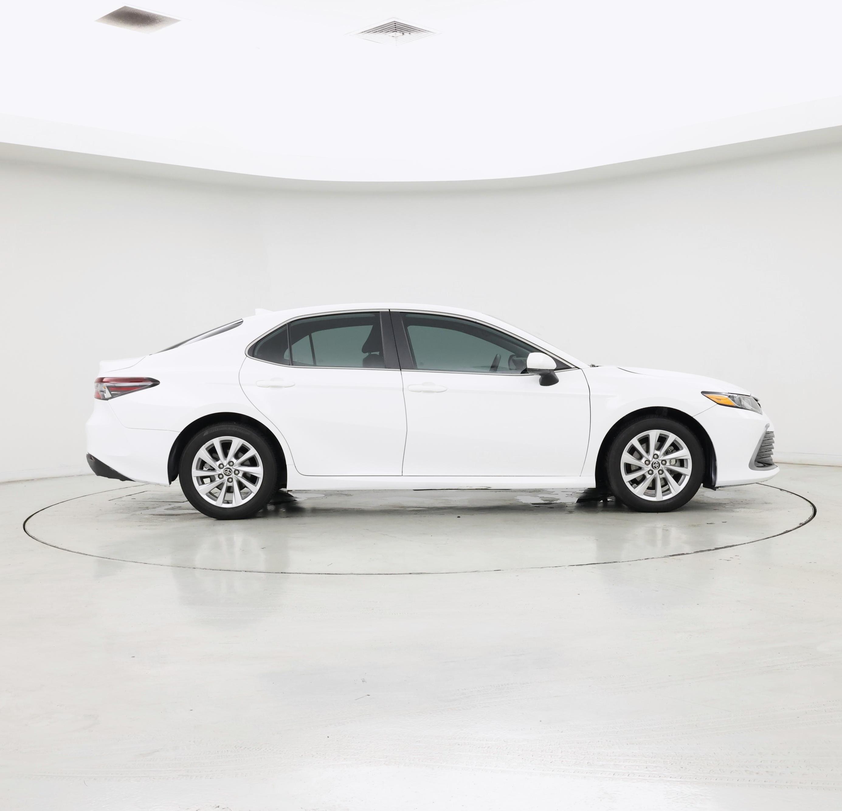 Thumbnail: 2023 Toyota Camry - 7