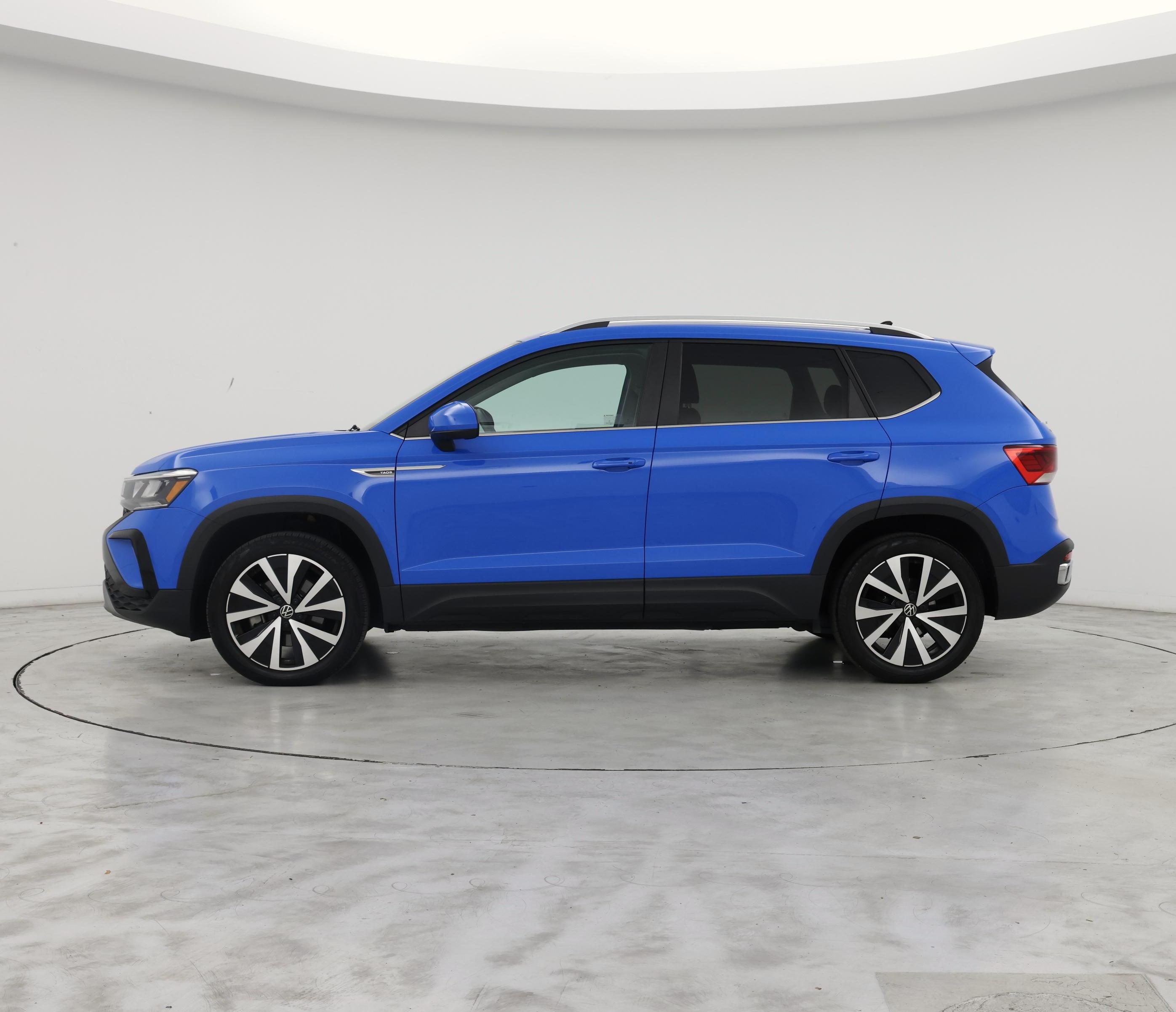 Thumbnail: 2023 Volkswagen Taos - 3