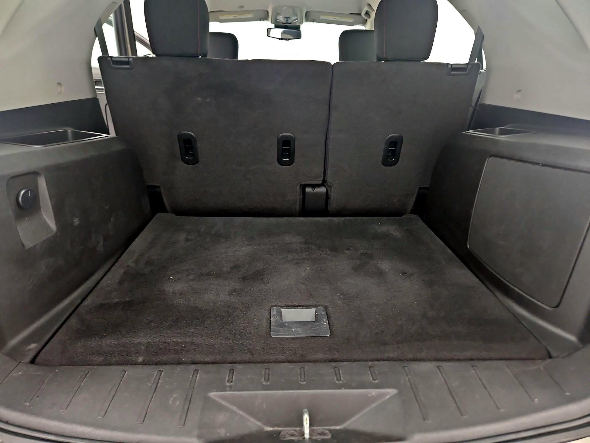 Thumbnail: 2015 Chevrolet Equinox - 18