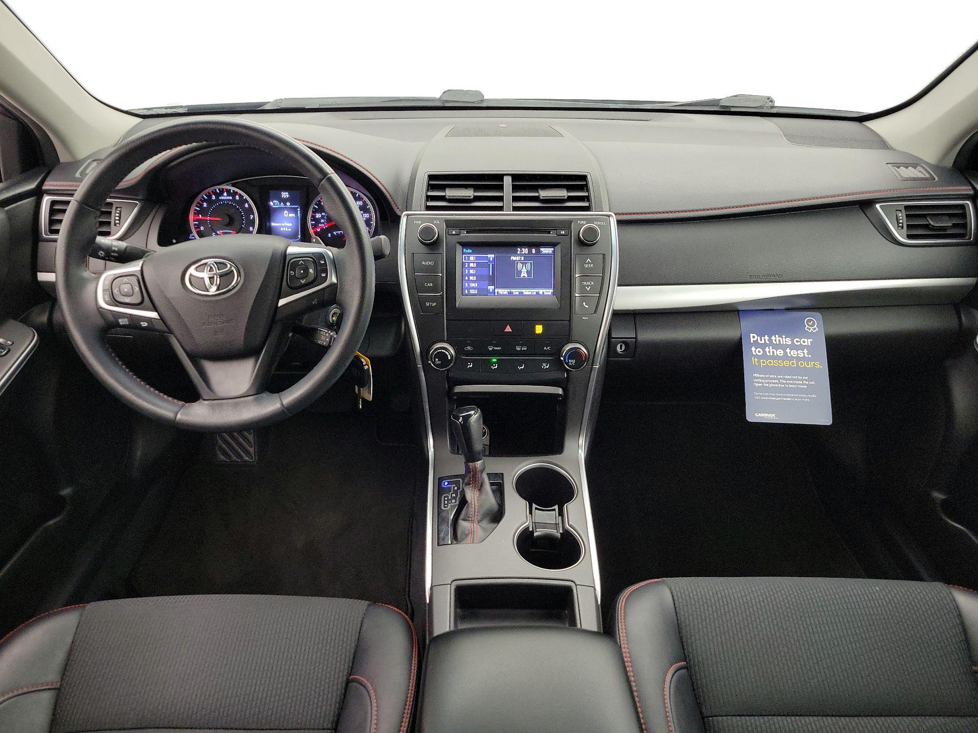 Thumbnail: 2017 Toyota Camry - 9