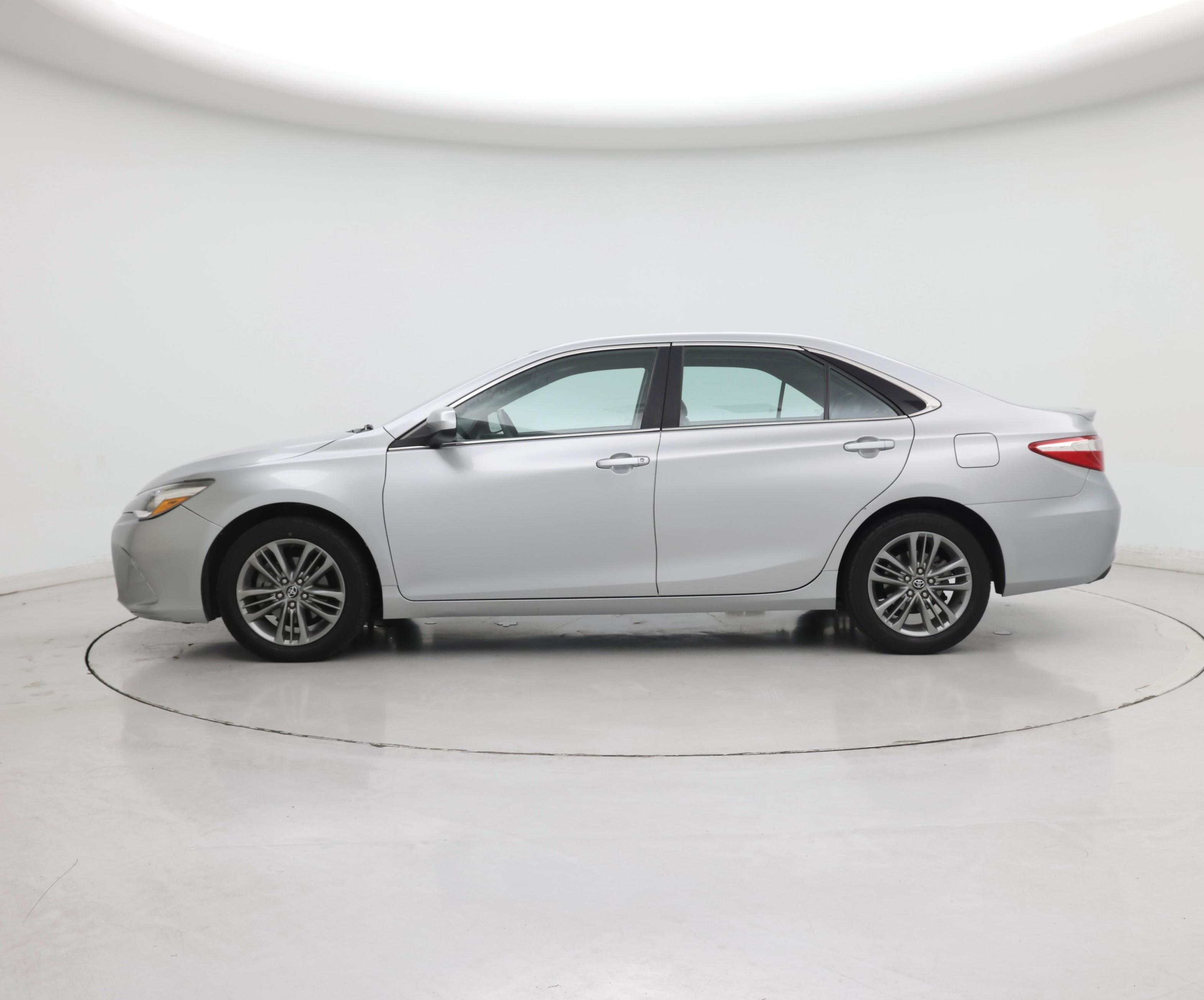 Thumbnail: 2017 Toyota Camry - 3