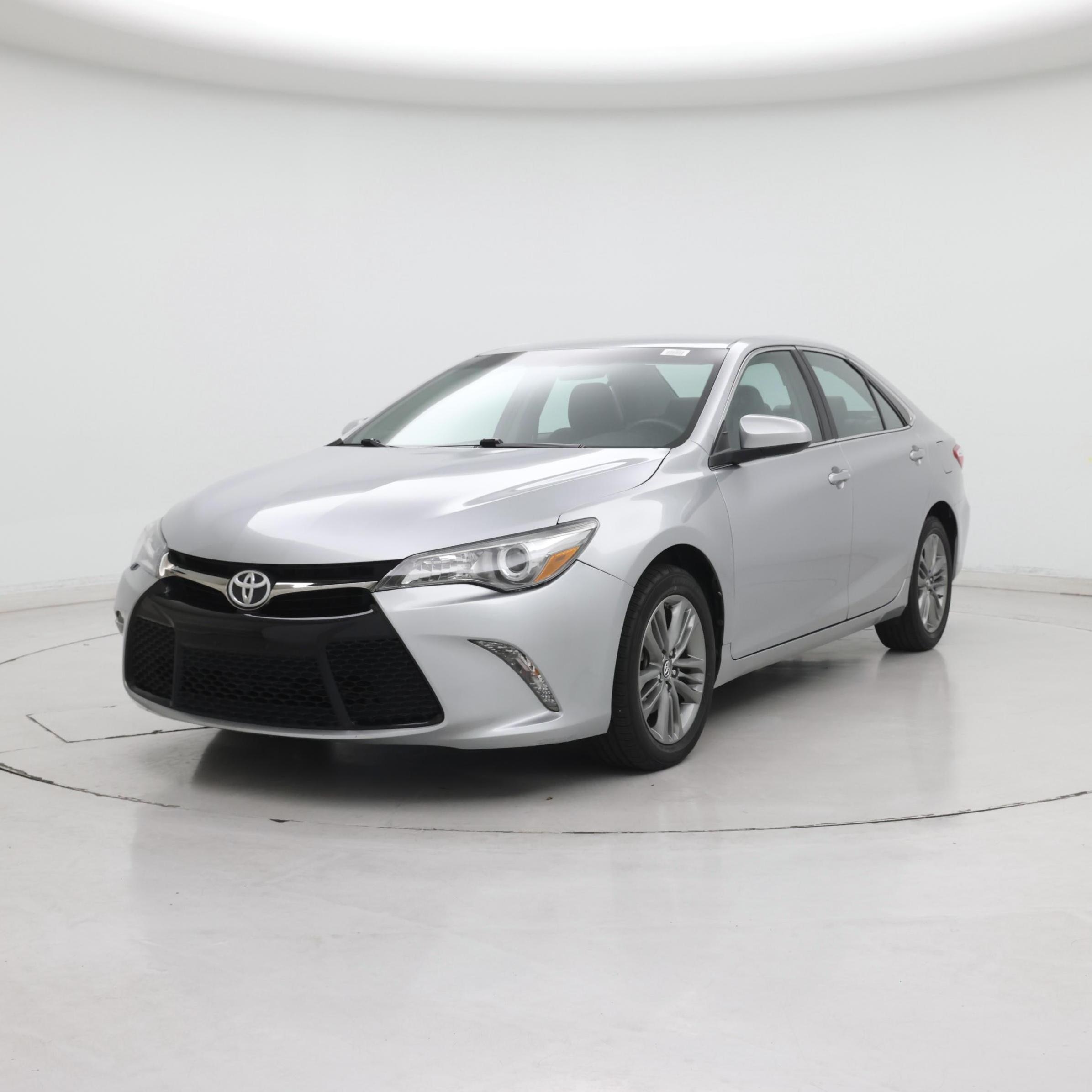 Thumbnail: 2017 Toyota Camry - 4