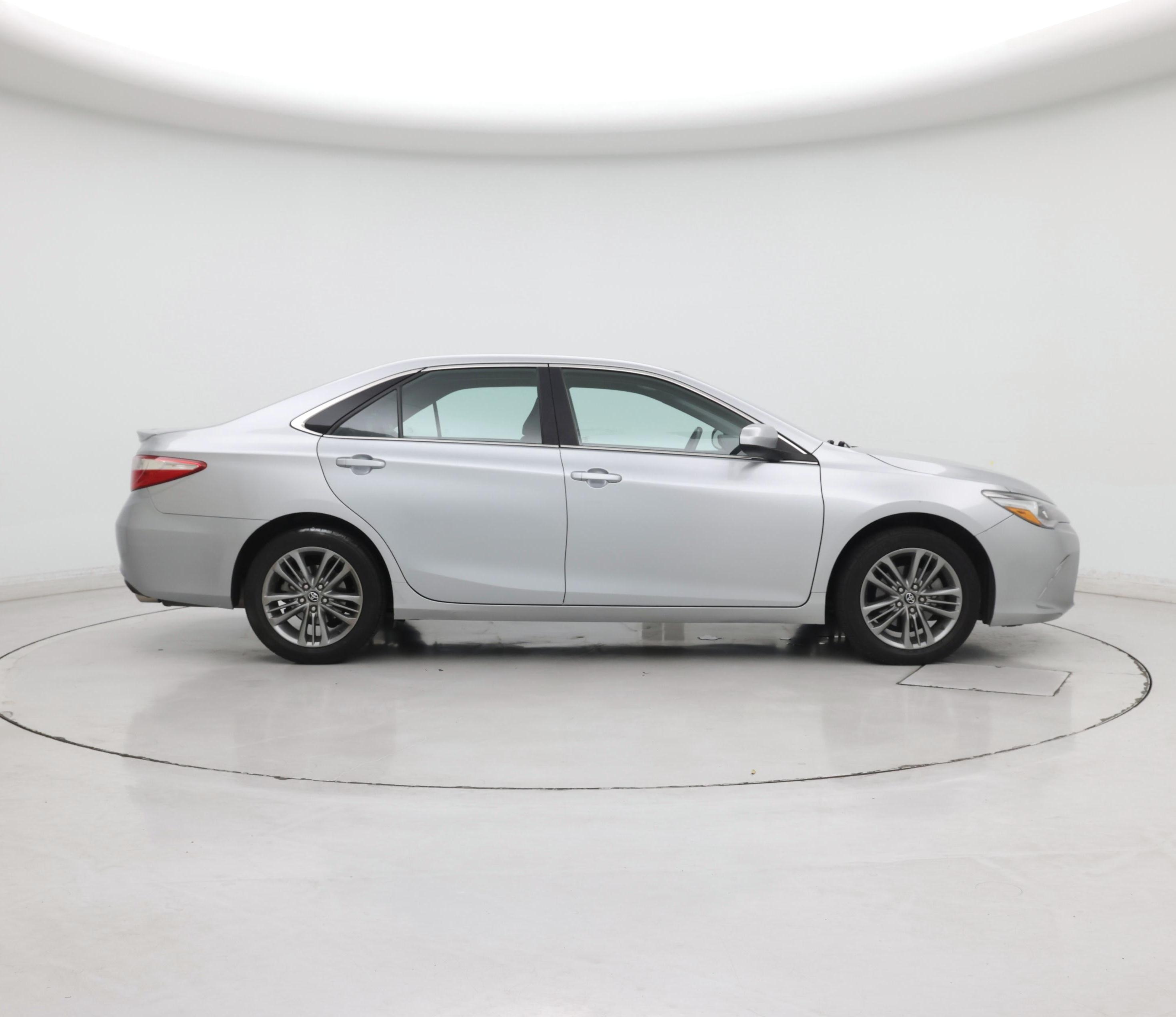 Thumbnail: 2017 Toyota Camry - 7