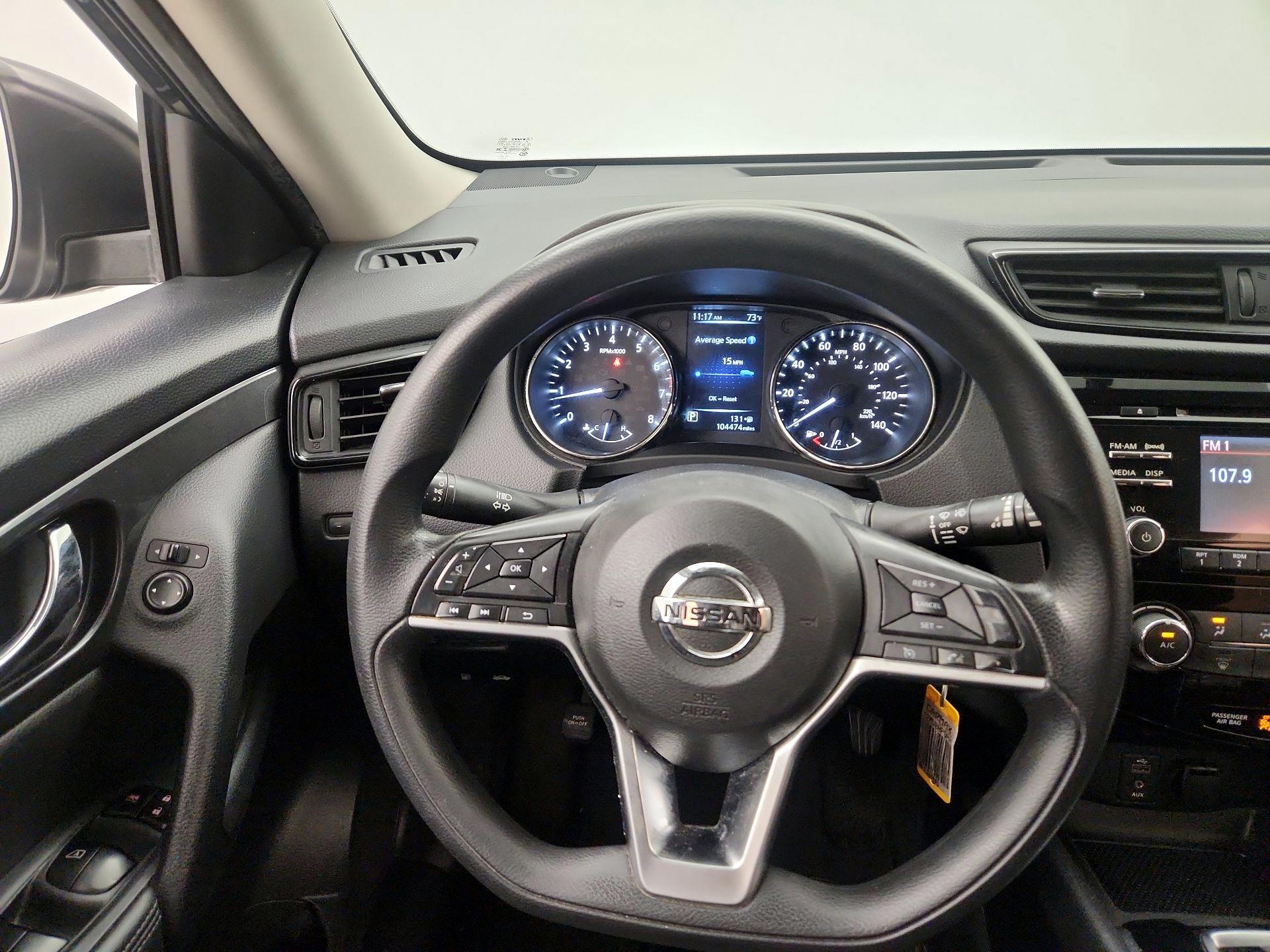 Thumbnail: 2017 Nissan Rogue - 10