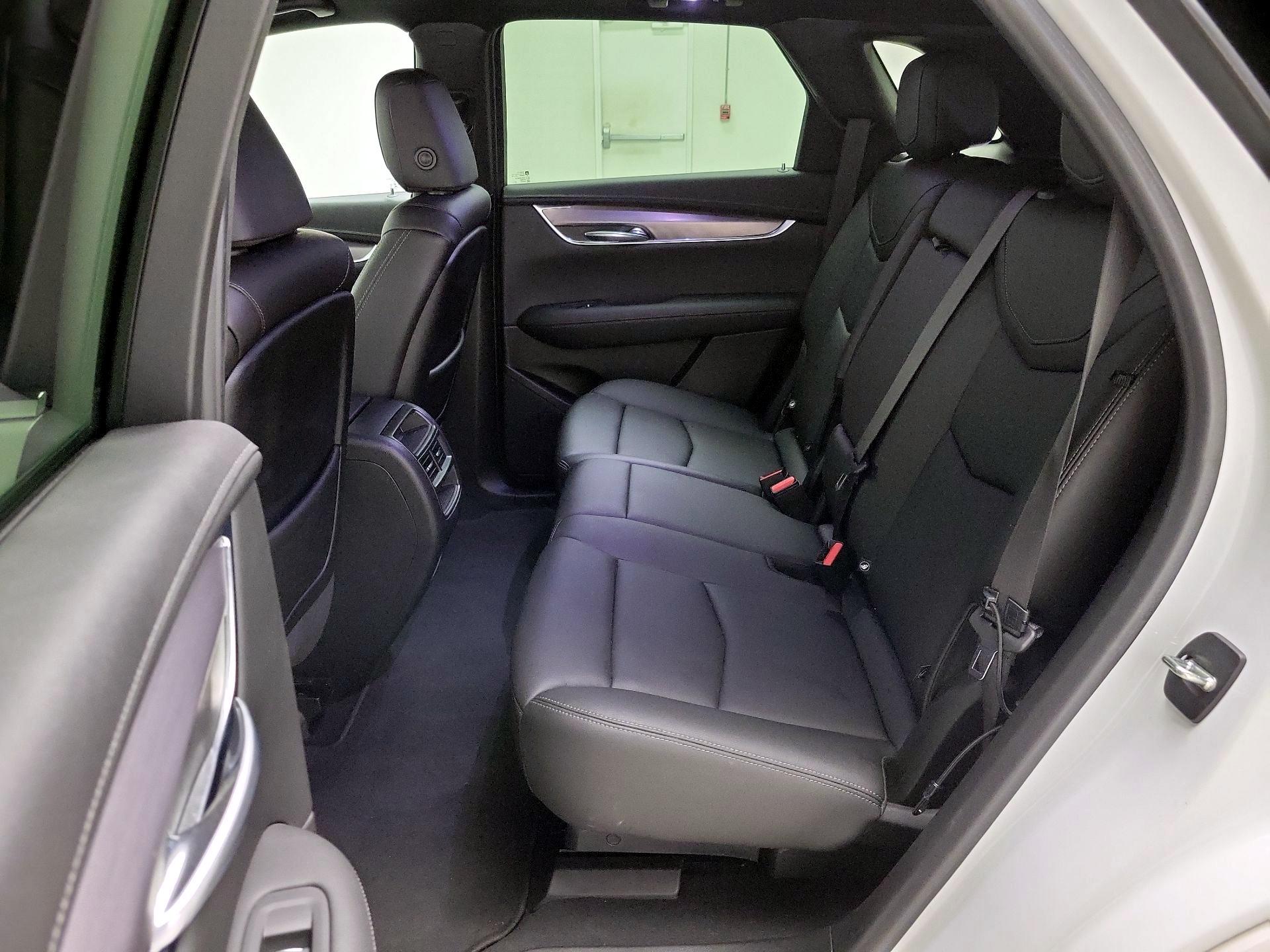 Thumbnail: 2021 Cadillac XT5 - 19
