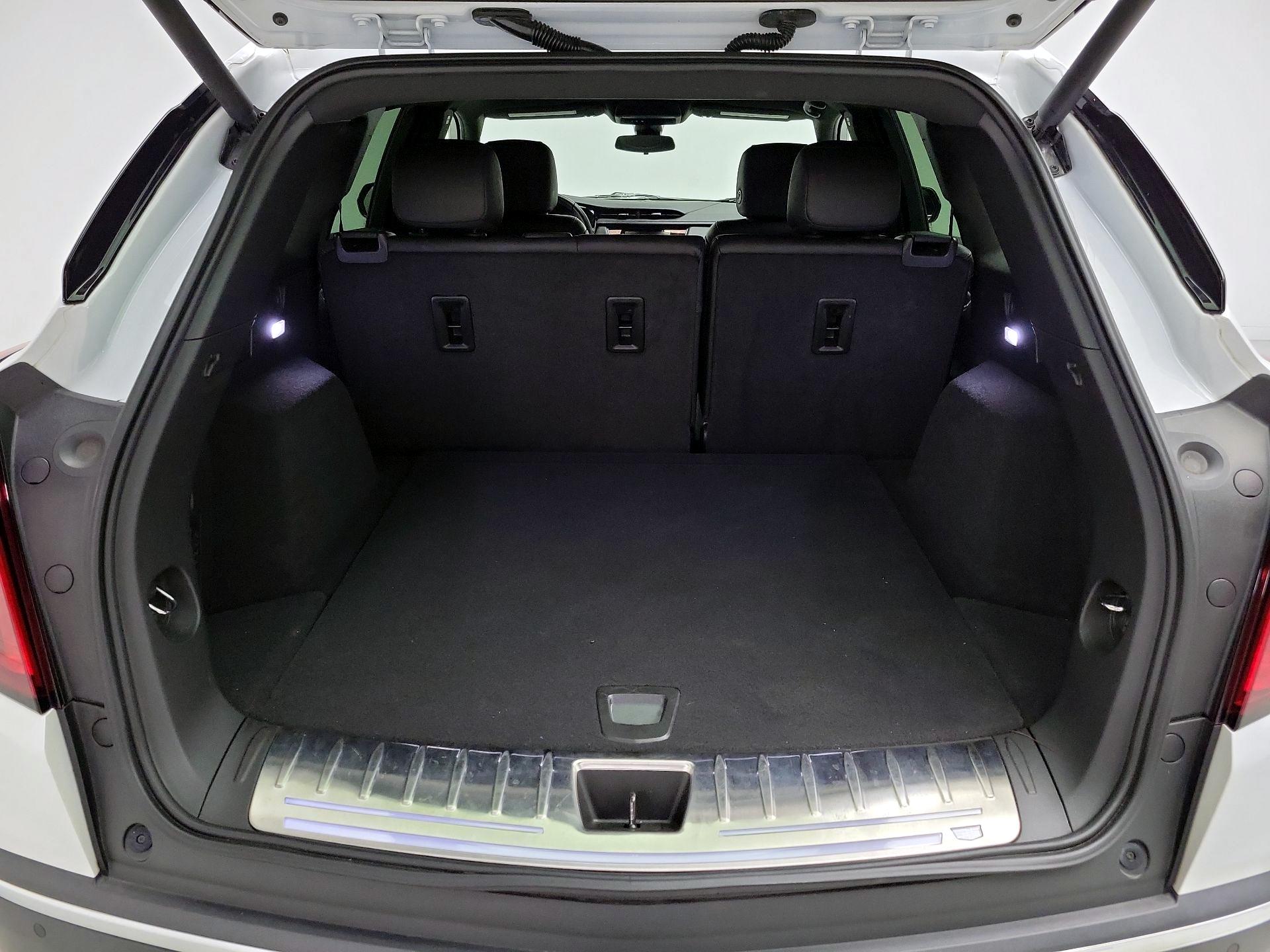Thumbnail: 2021 Cadillac XT5 - 20