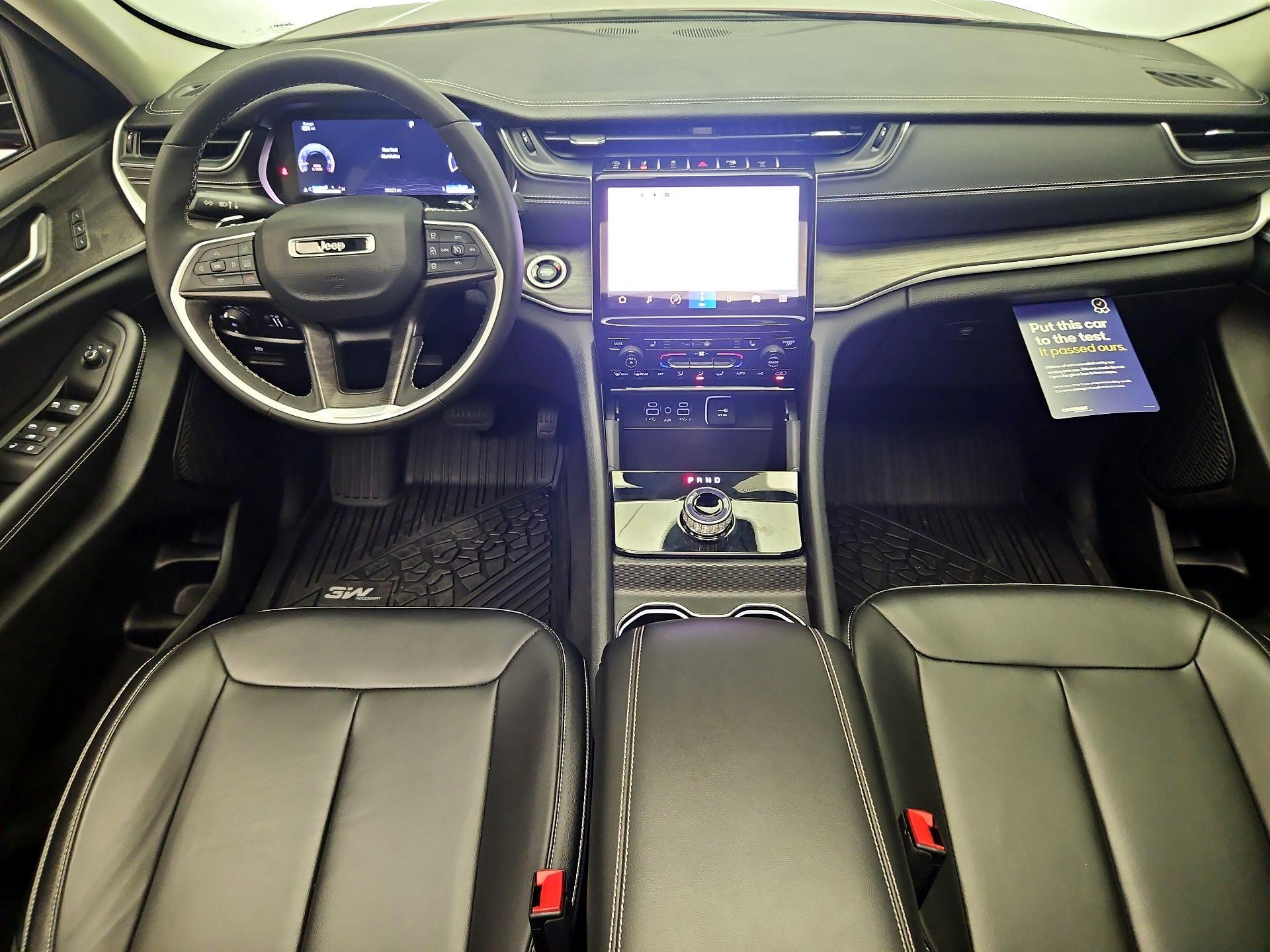 Thumbnail: 2023 Jeep Grand Cherokee - 9