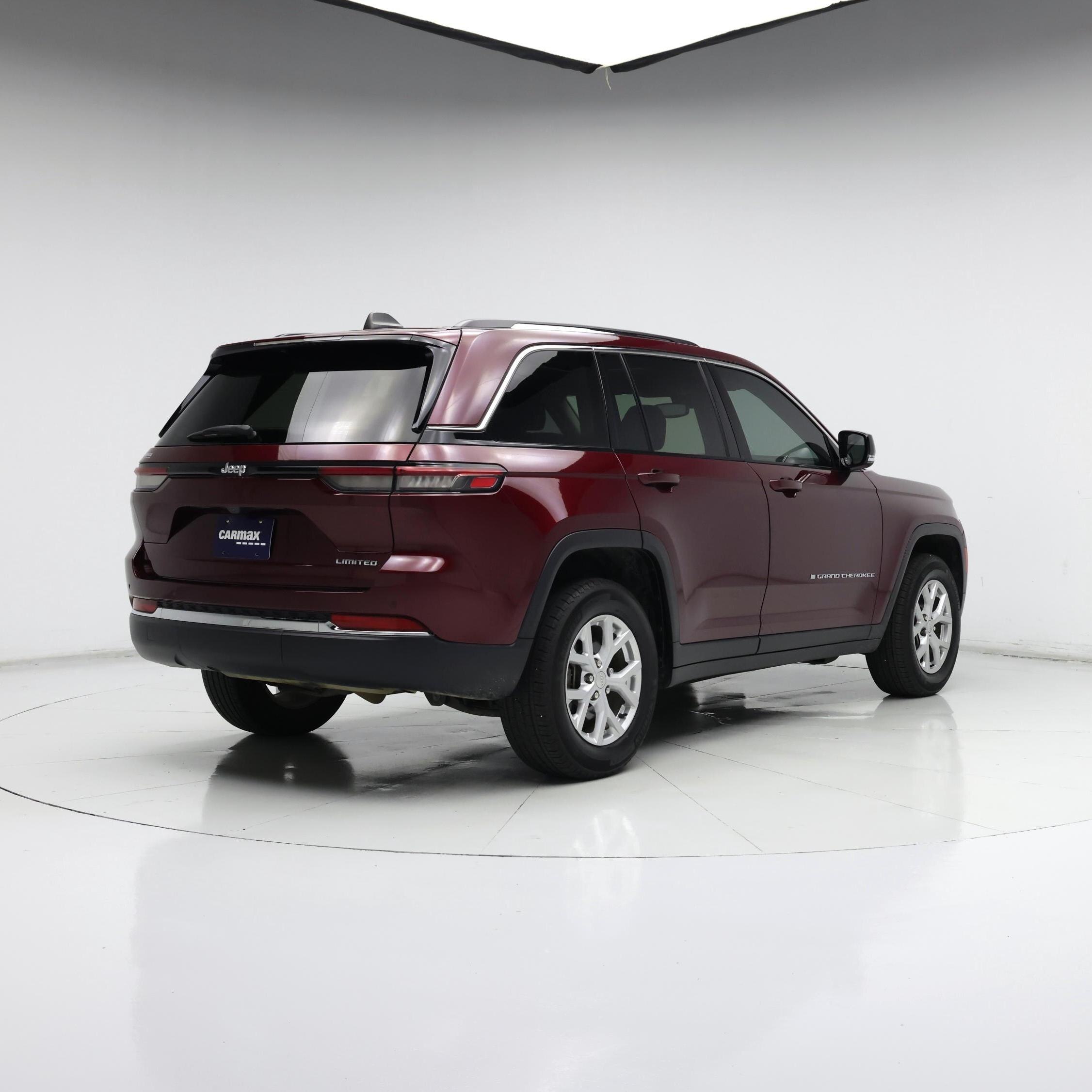 Thumbnail: 2023 Jeep Grand Cherokee - 8