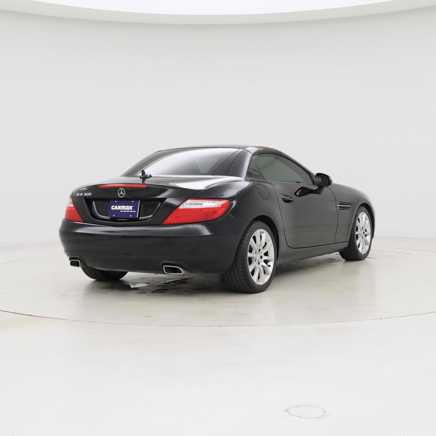Thumbnail: 2016 Mercedes-Benz SLK - 8