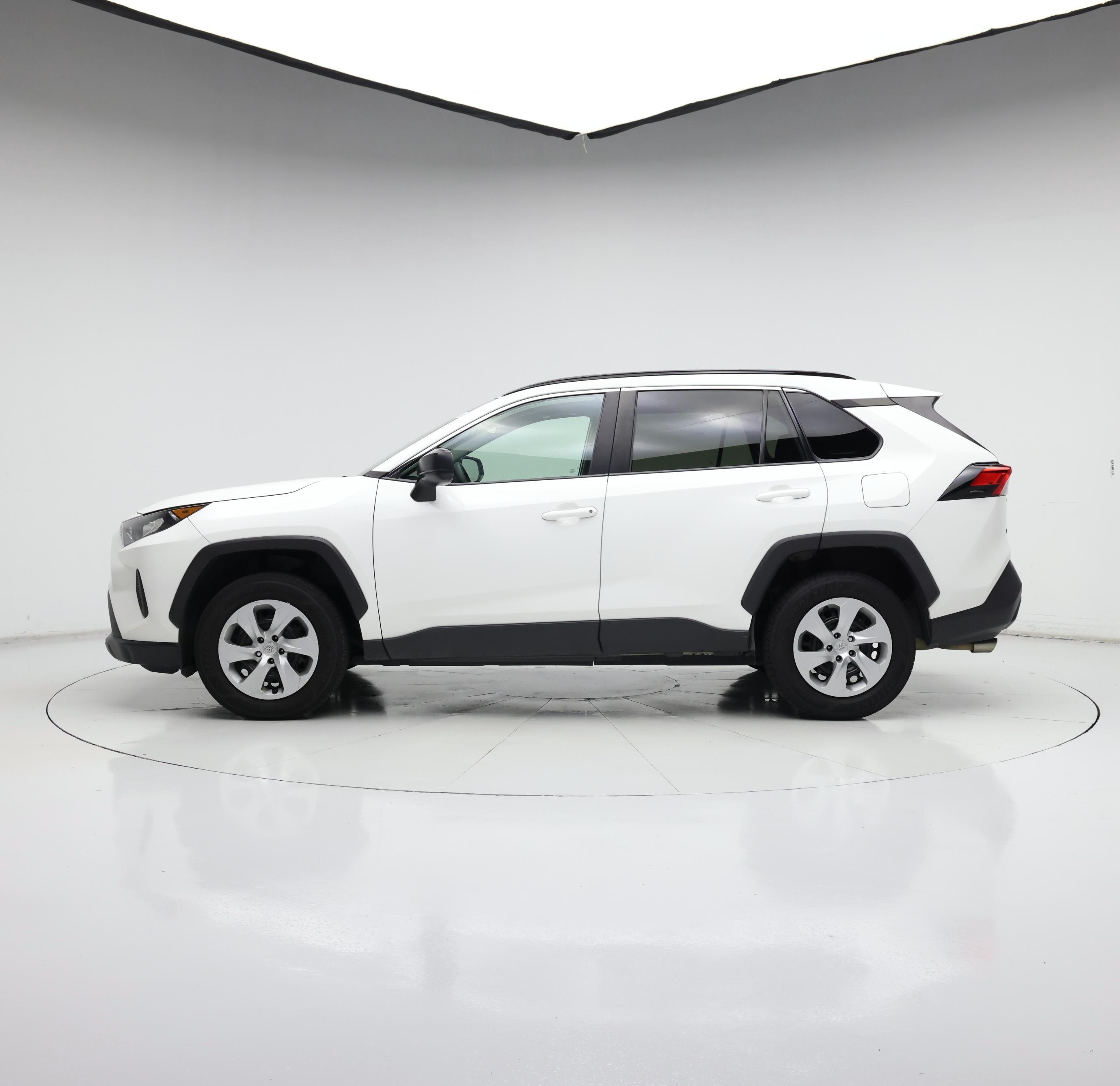 Thumbnail: 2020 Toyota RAV4 - 3