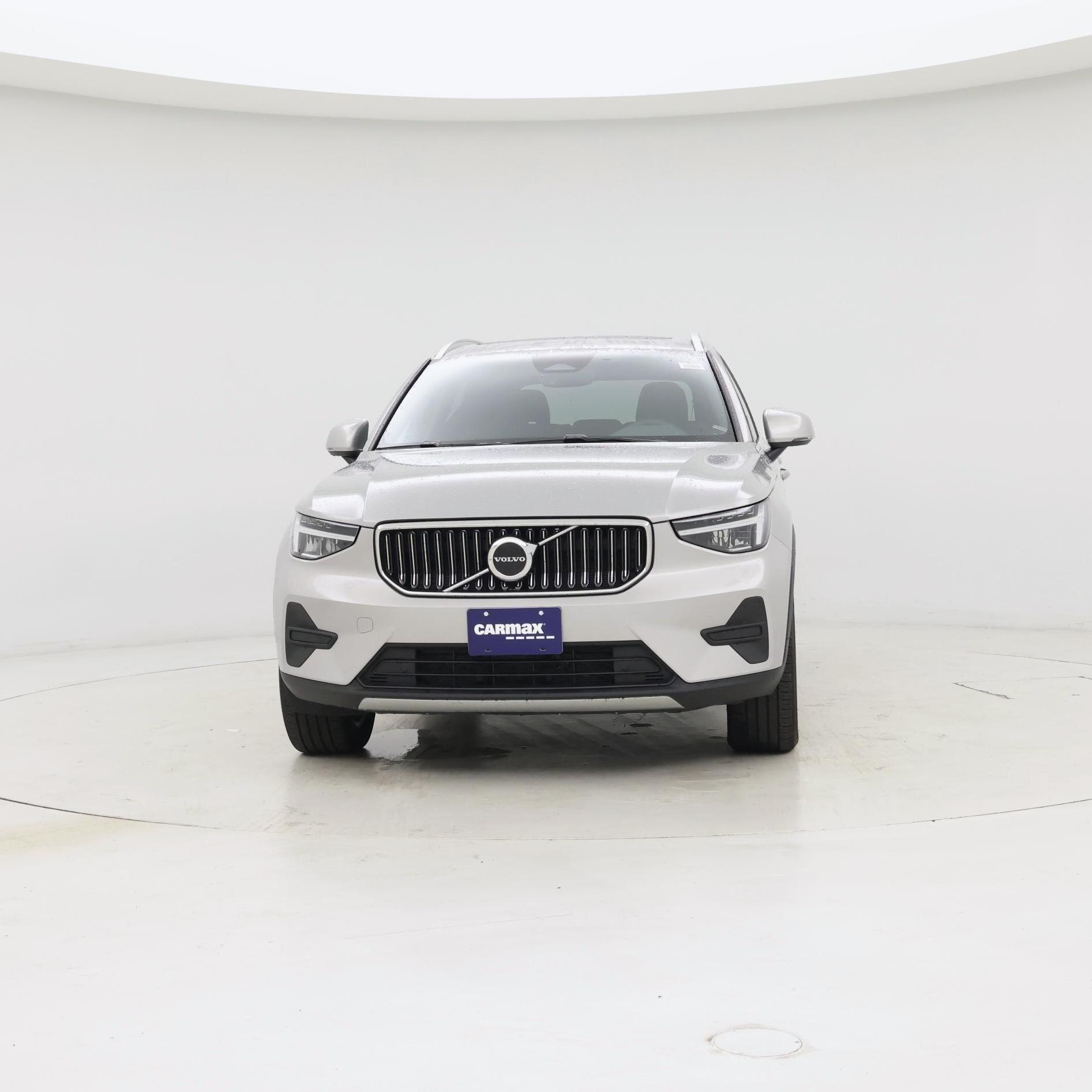 Thumbnail: 2025 Volvo XC40 - 5