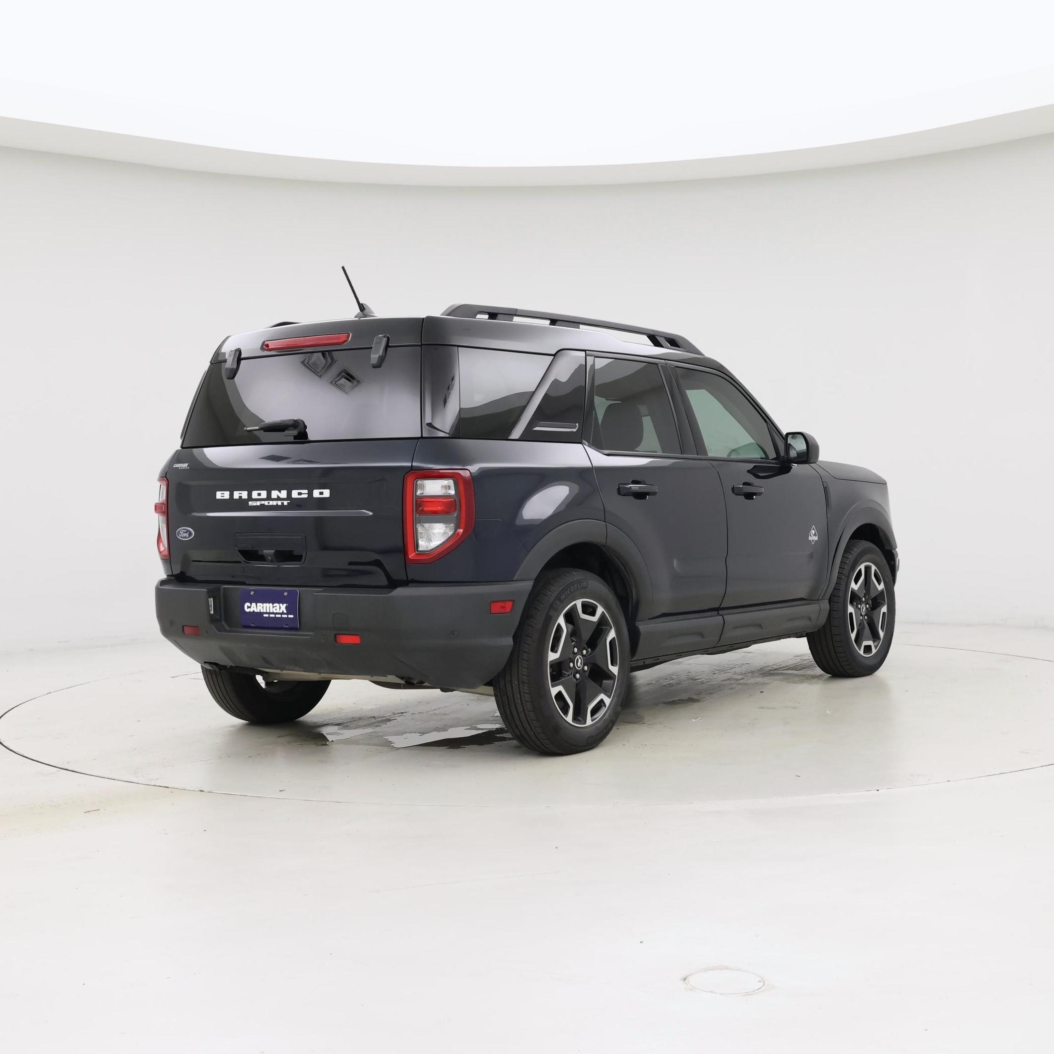 Thumbnail: 2022 Ford Bronco Sport - 8
