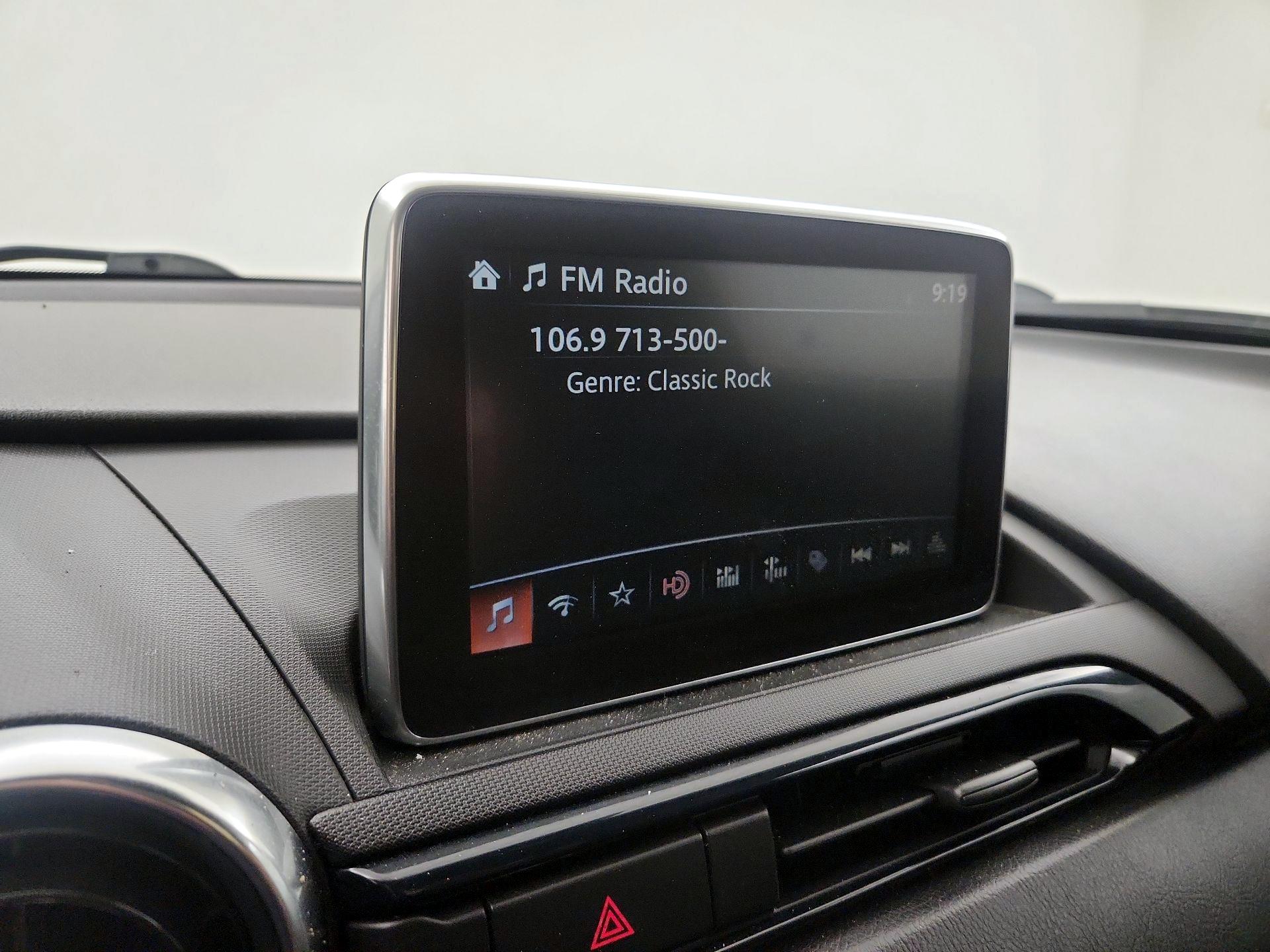 Thumbnail: 2016 Mazda MX-5 Miata - 14