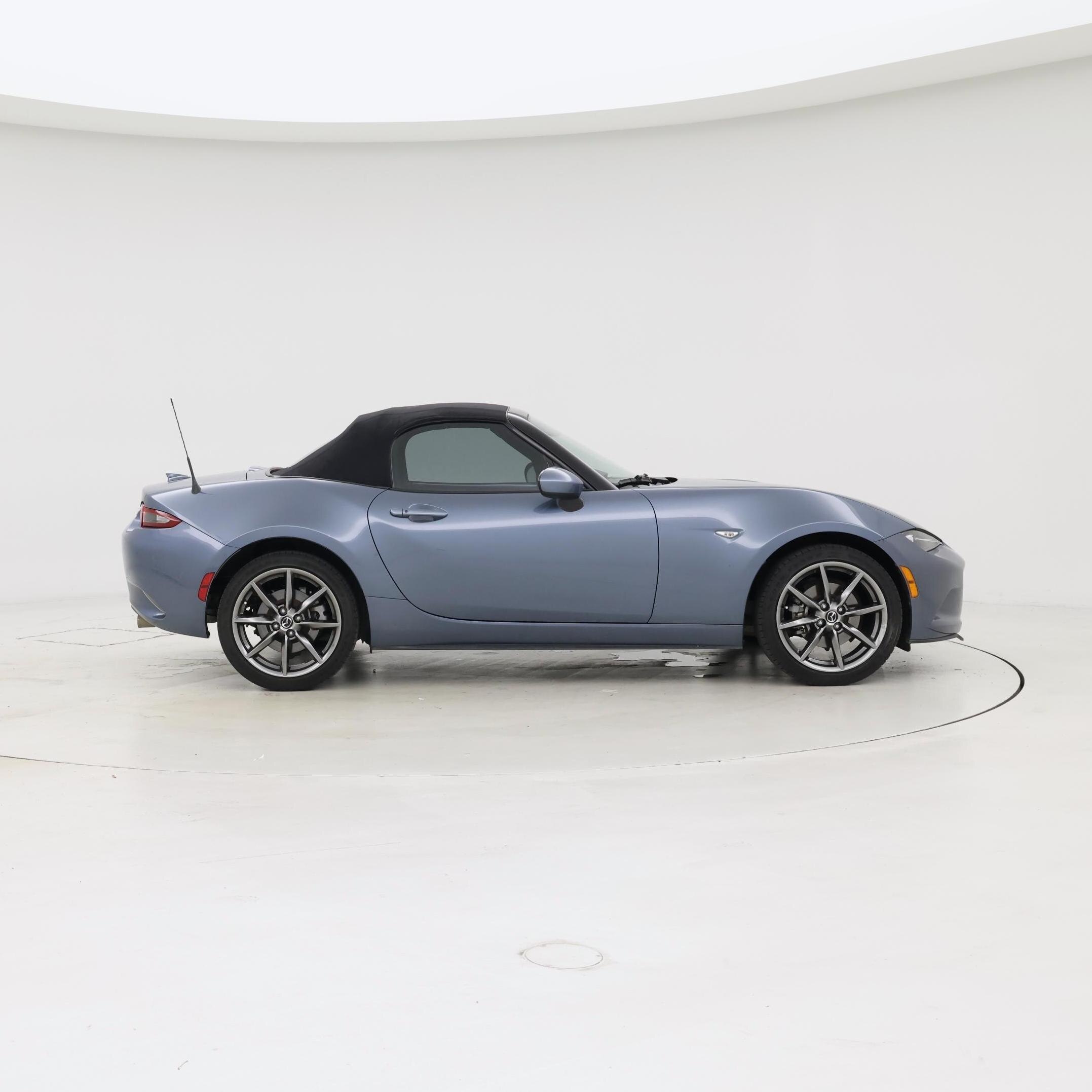 Thumbnail: 2016 Mazda MX-5 Miata - 7