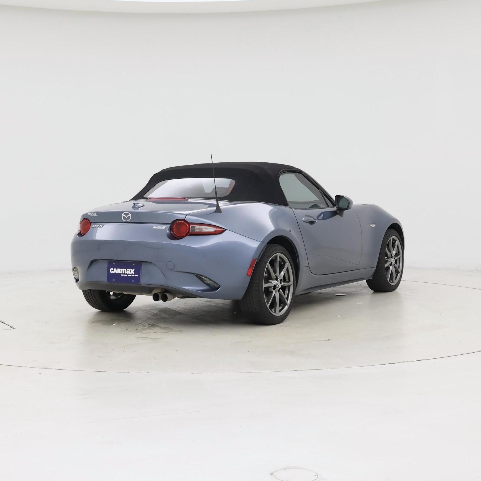 Thumbnail: 2016 Mazda MX-5 Miata - 8