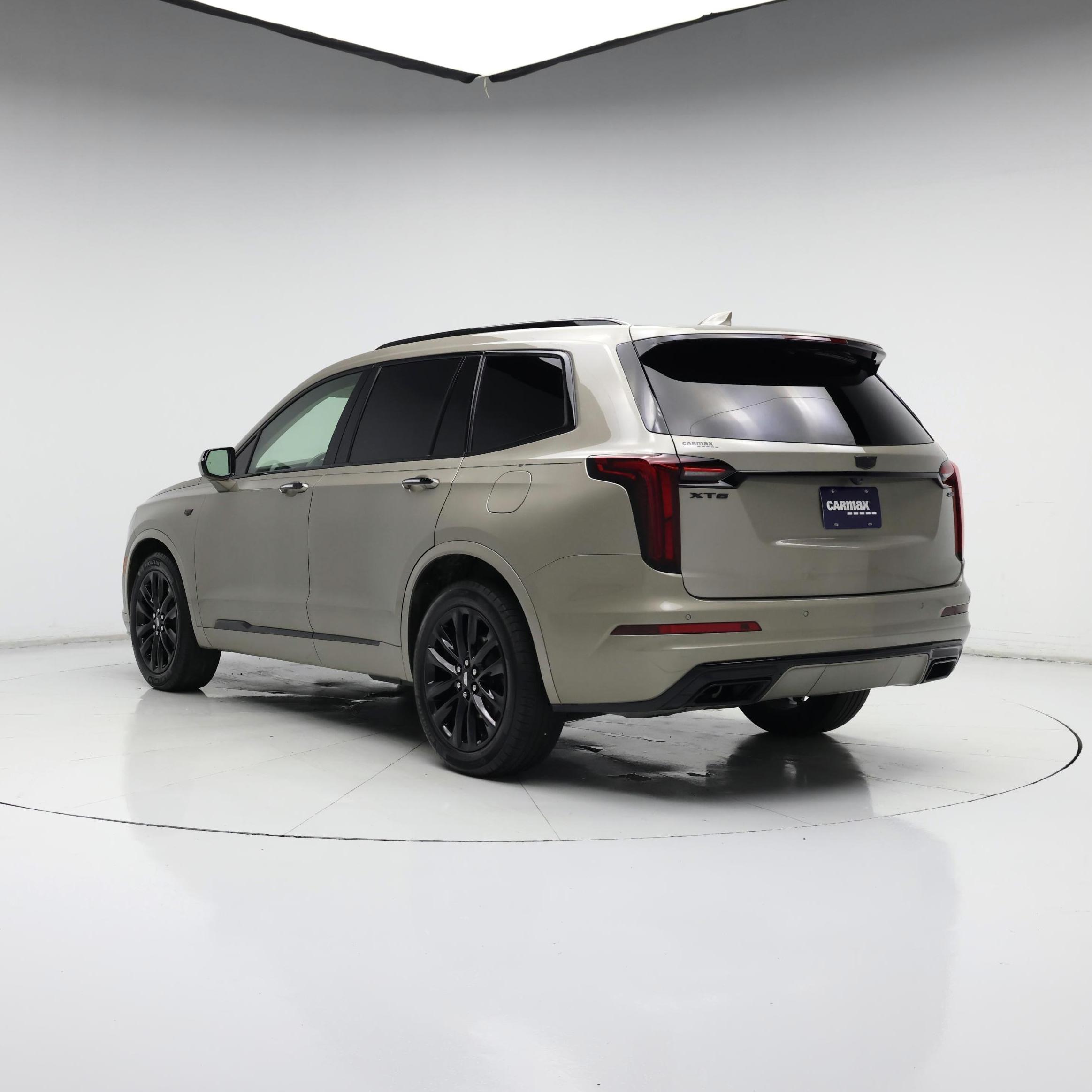 Thumbnail: 2023 Cadillac XT6 - 2