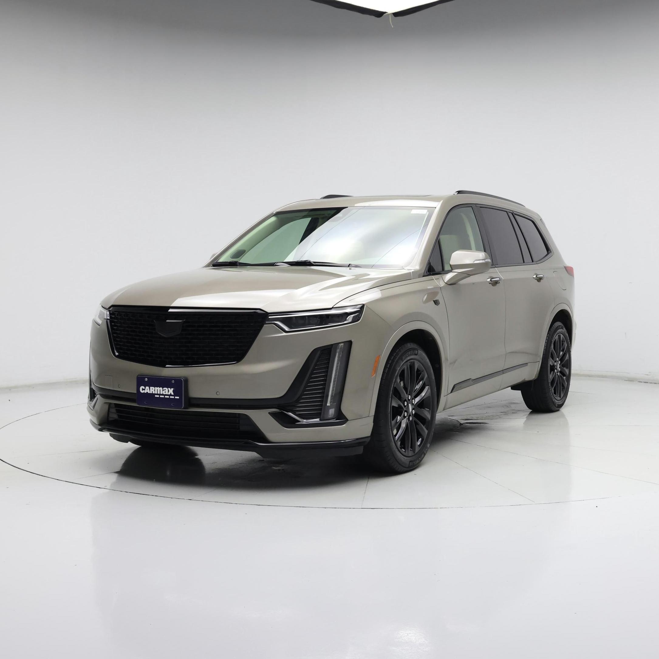 Thumbnail: 2023 Cadillac XT6 - 4