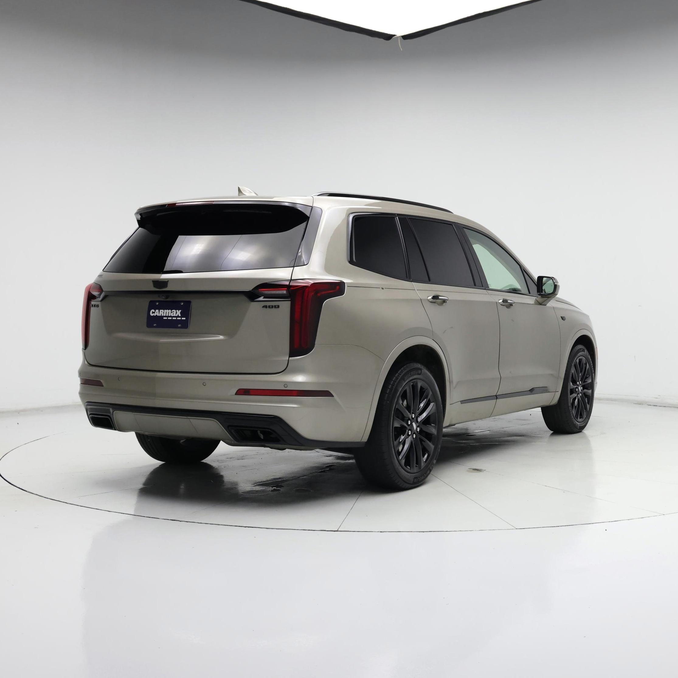 Thumbnail: 2023 Cadillac XT6 - 8